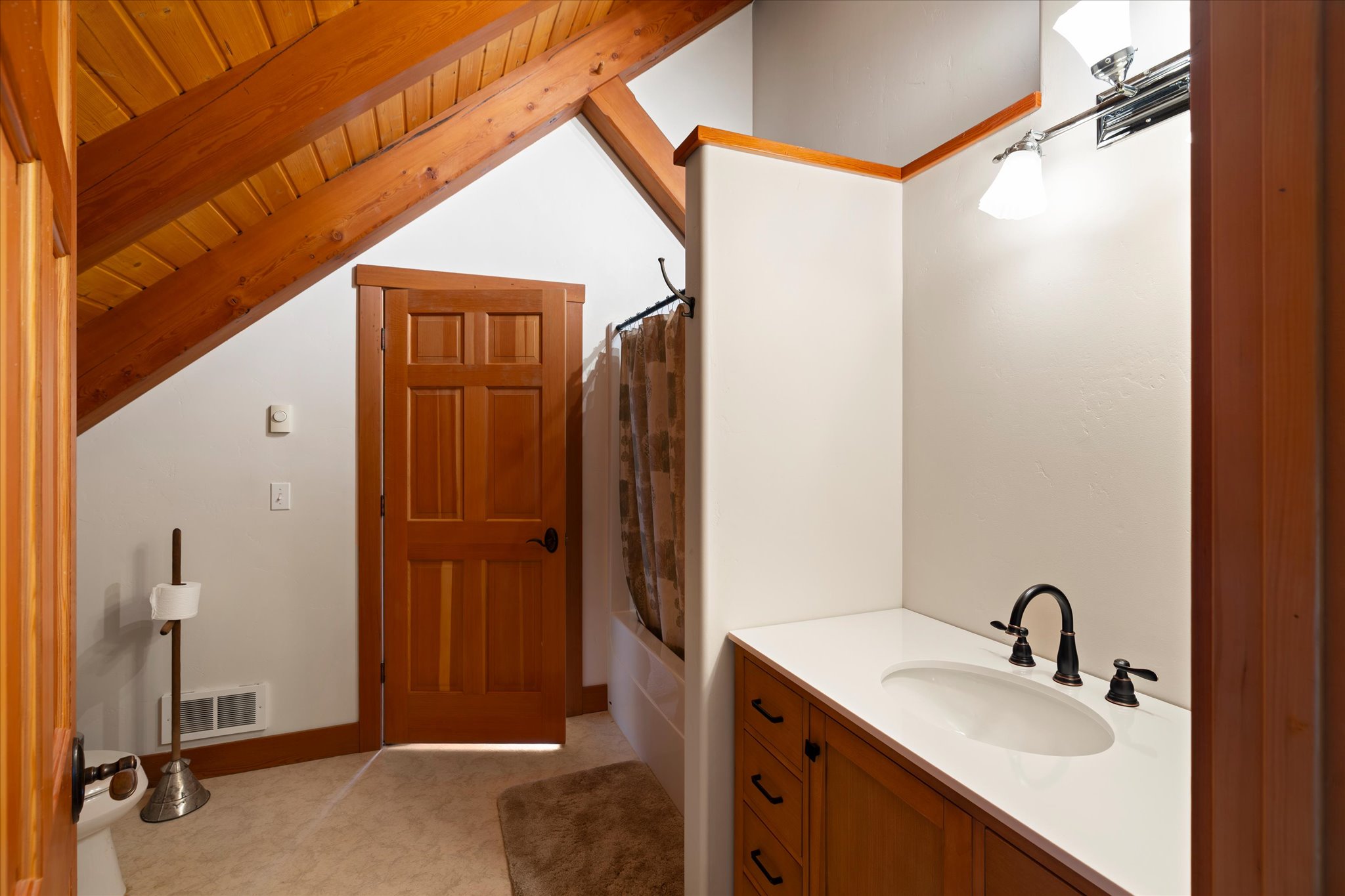 16029 Sunset Heights Drive Property Photo 39