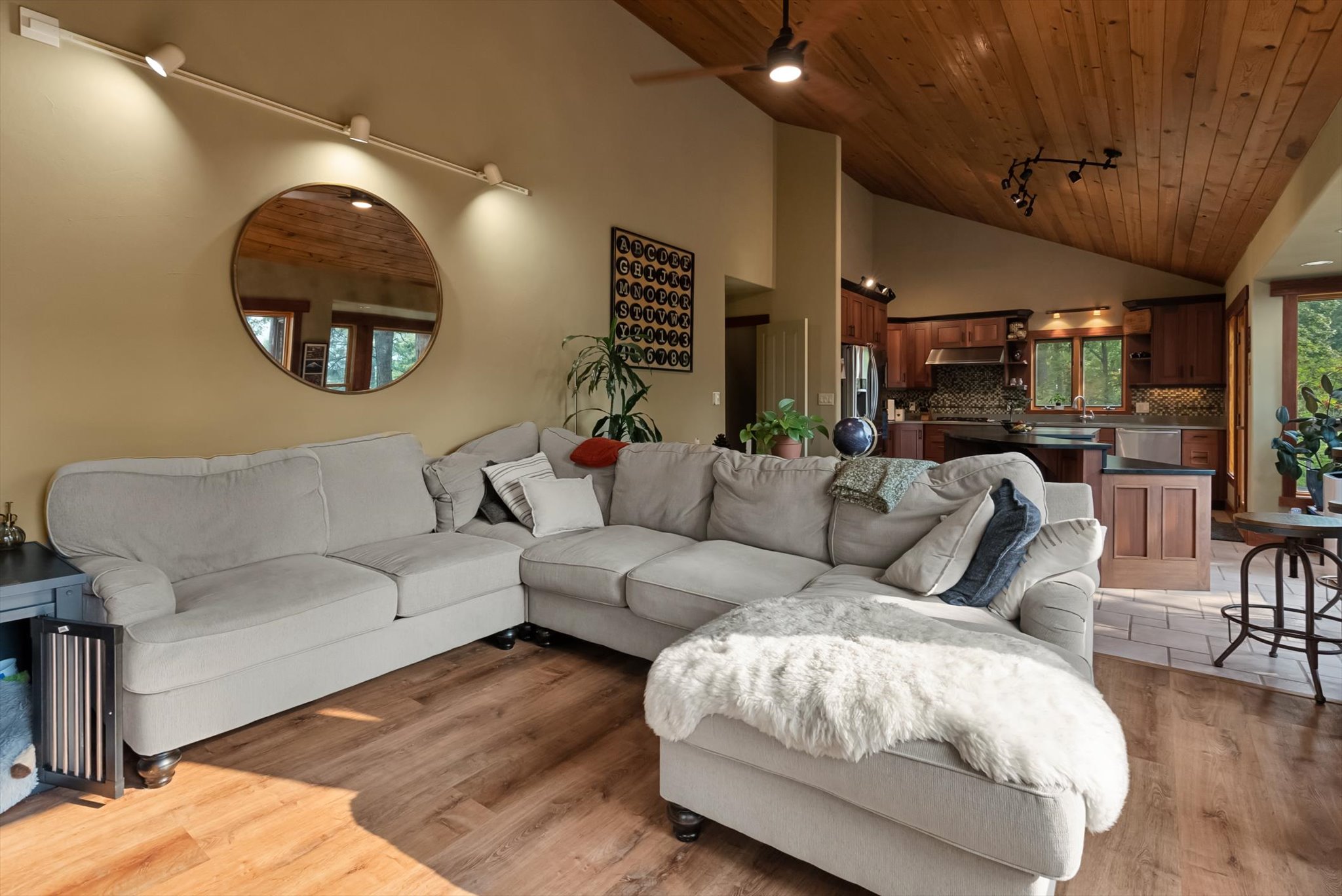 14458 Cherry Drive Property Photo 12