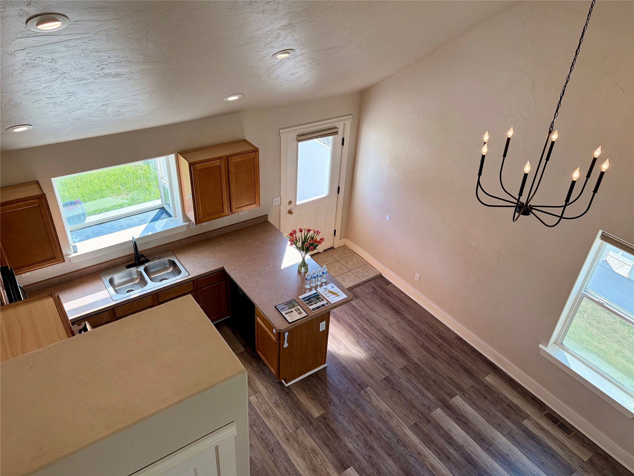 2 Empire Loop Property Photo 12