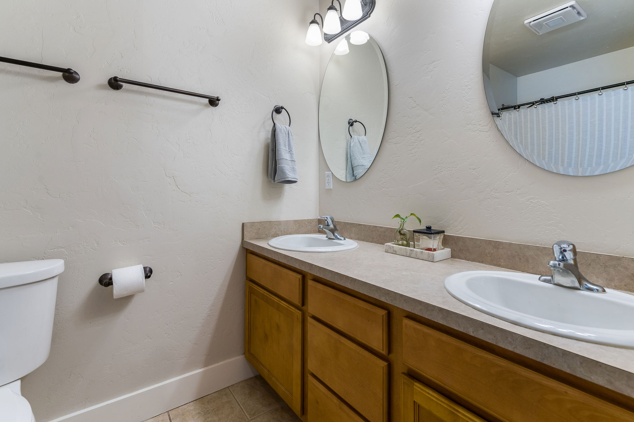 2 Empire Loop Property Photo 19