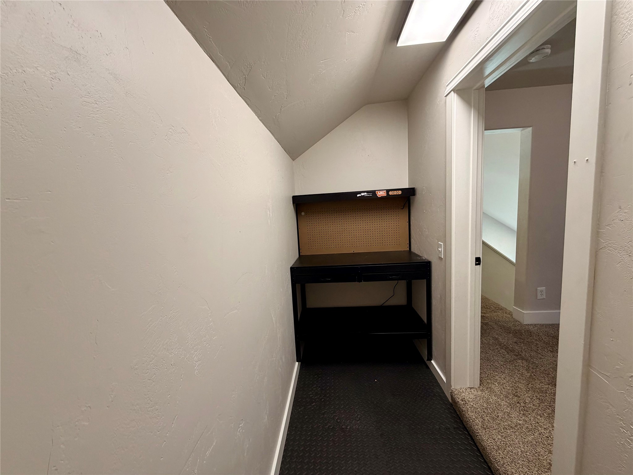 2 Empire Loop Property Photo 19