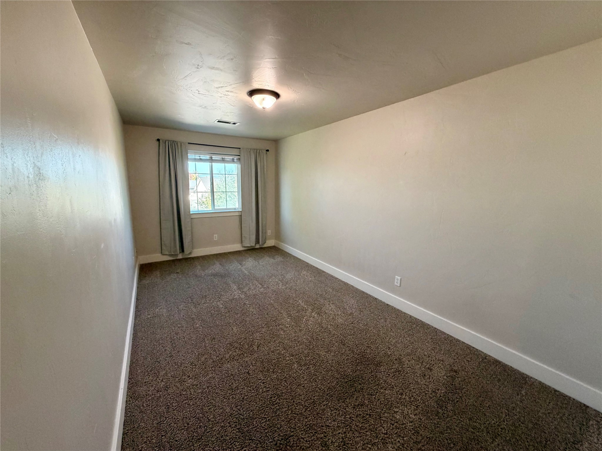 2 Empire Loop Property Photo 22