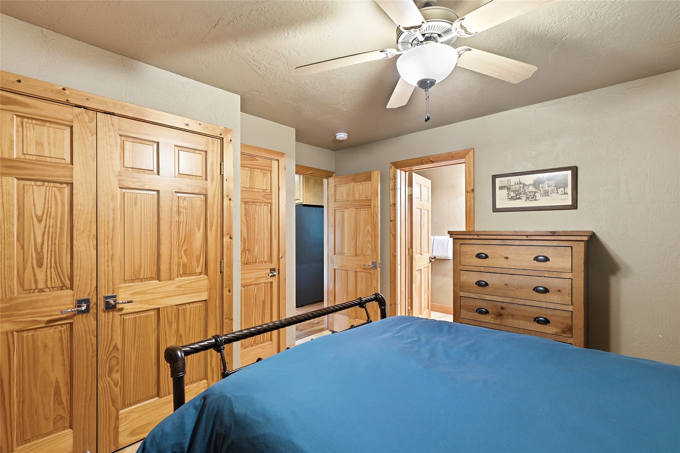 14583 Sylvan Drive Property Photo 11