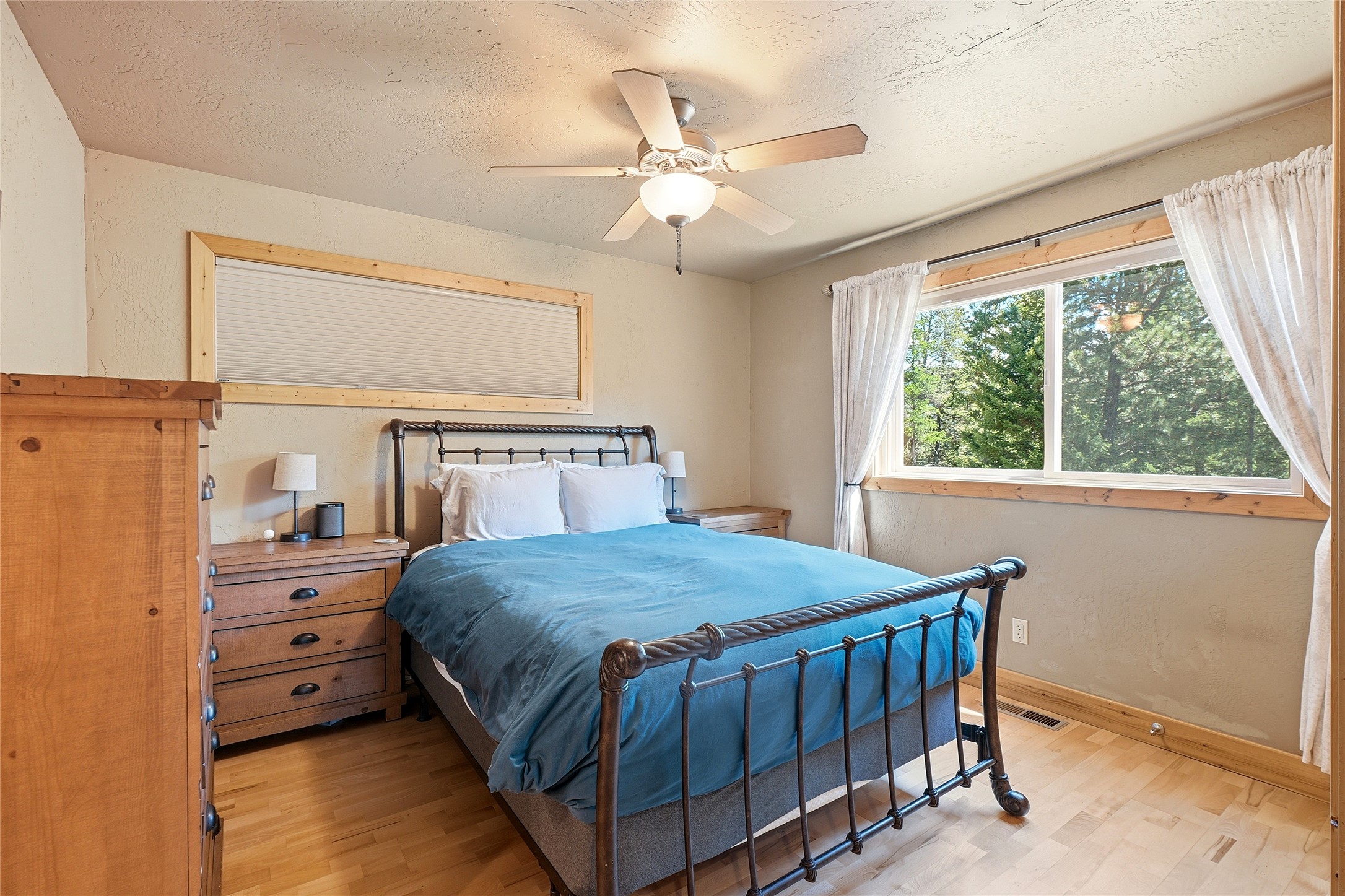 14583 Sylvan Drive Property Photo 12