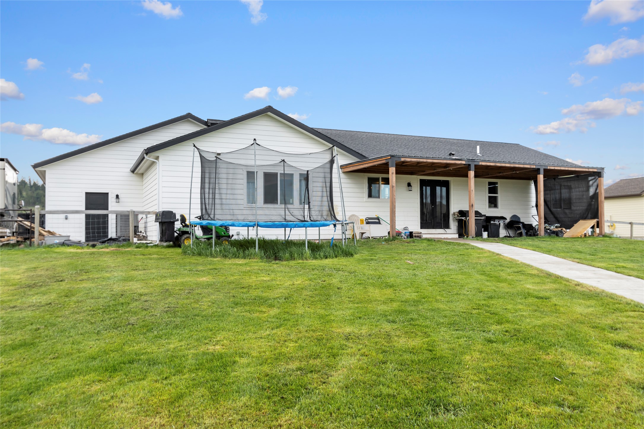 229 Swiss Drive Property Photo 27