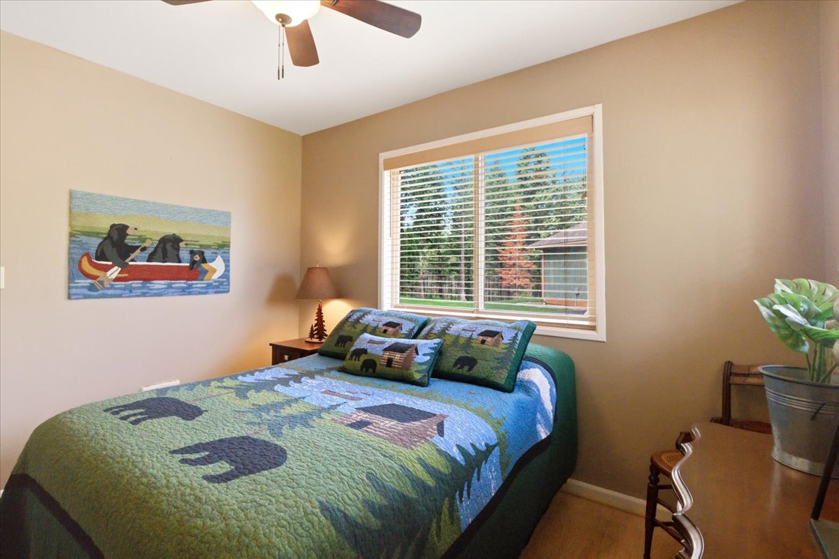 399 Kokanee Drive W Property Photo 20