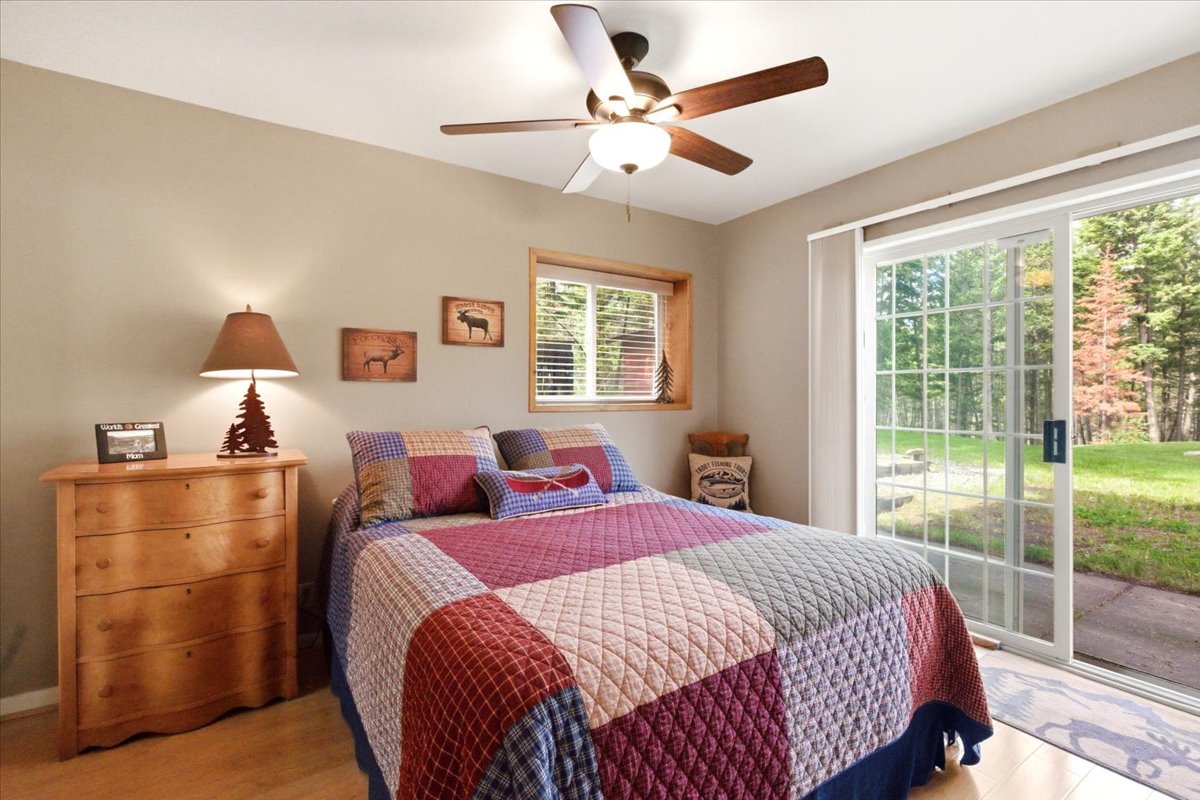 399 Kokanee Drive W Property Photo 21