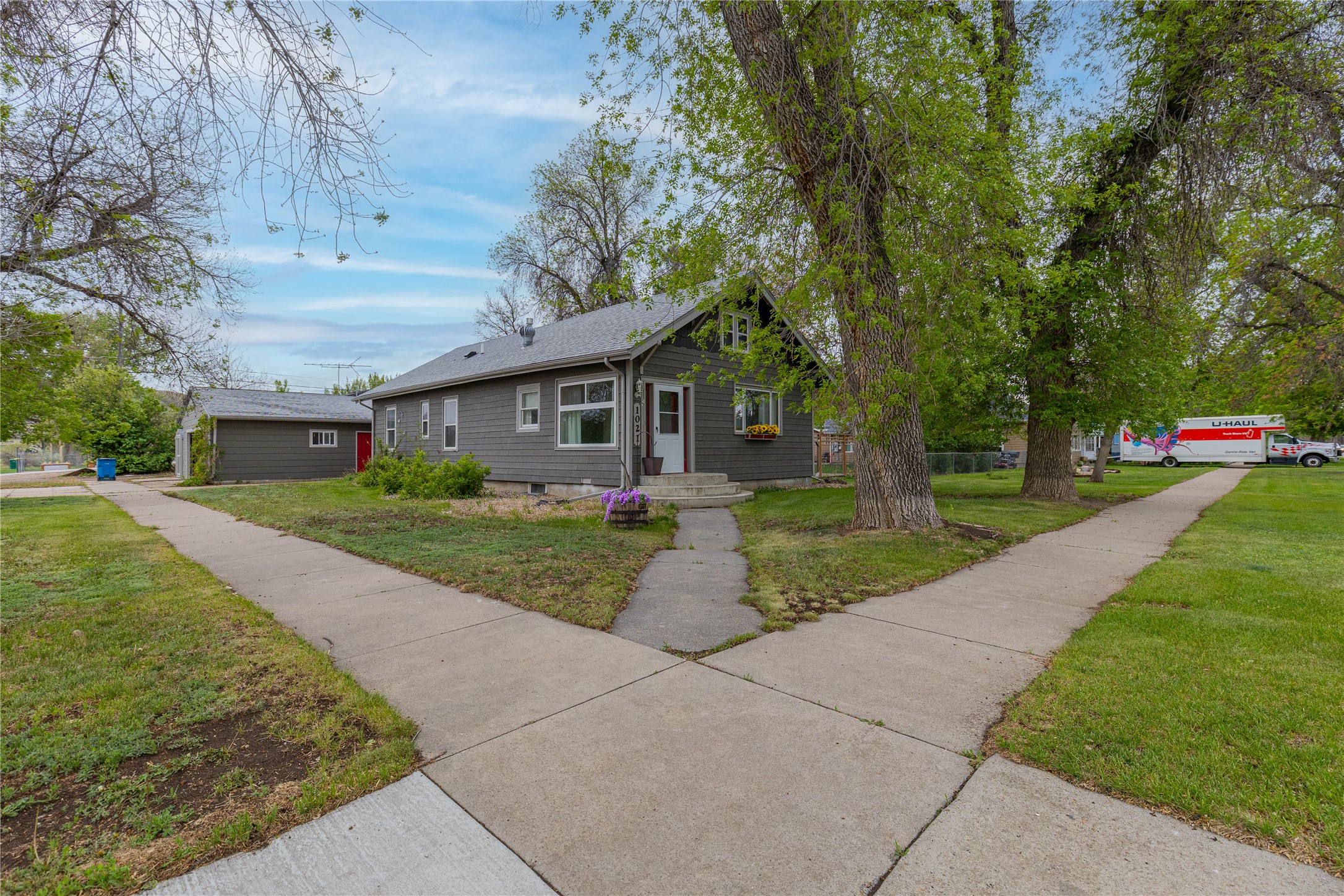 1021 Front Street Property Photo 1