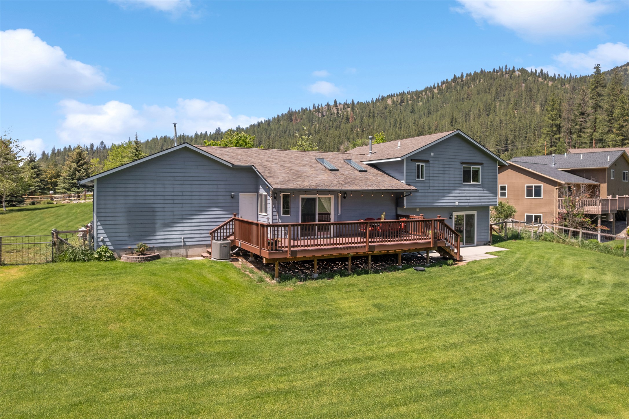 21119 Handley Loop Property Photo 13