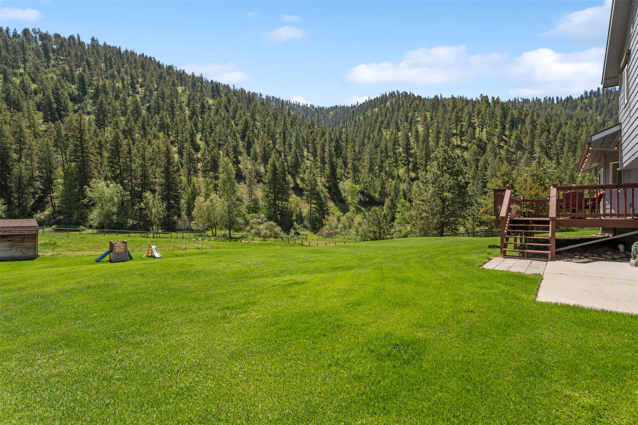 21119 Handley Loop Property Photo 14