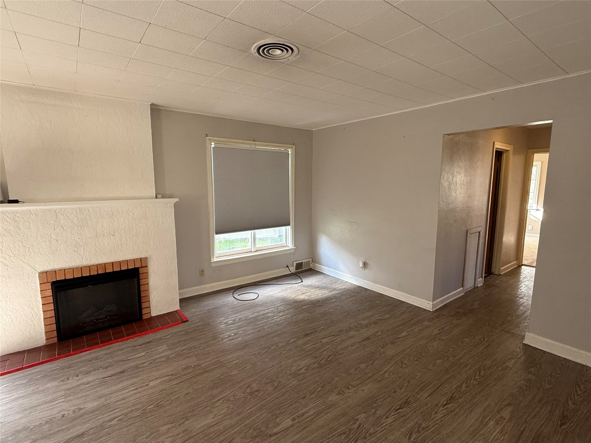 320 2nd Street S Property Photo 3