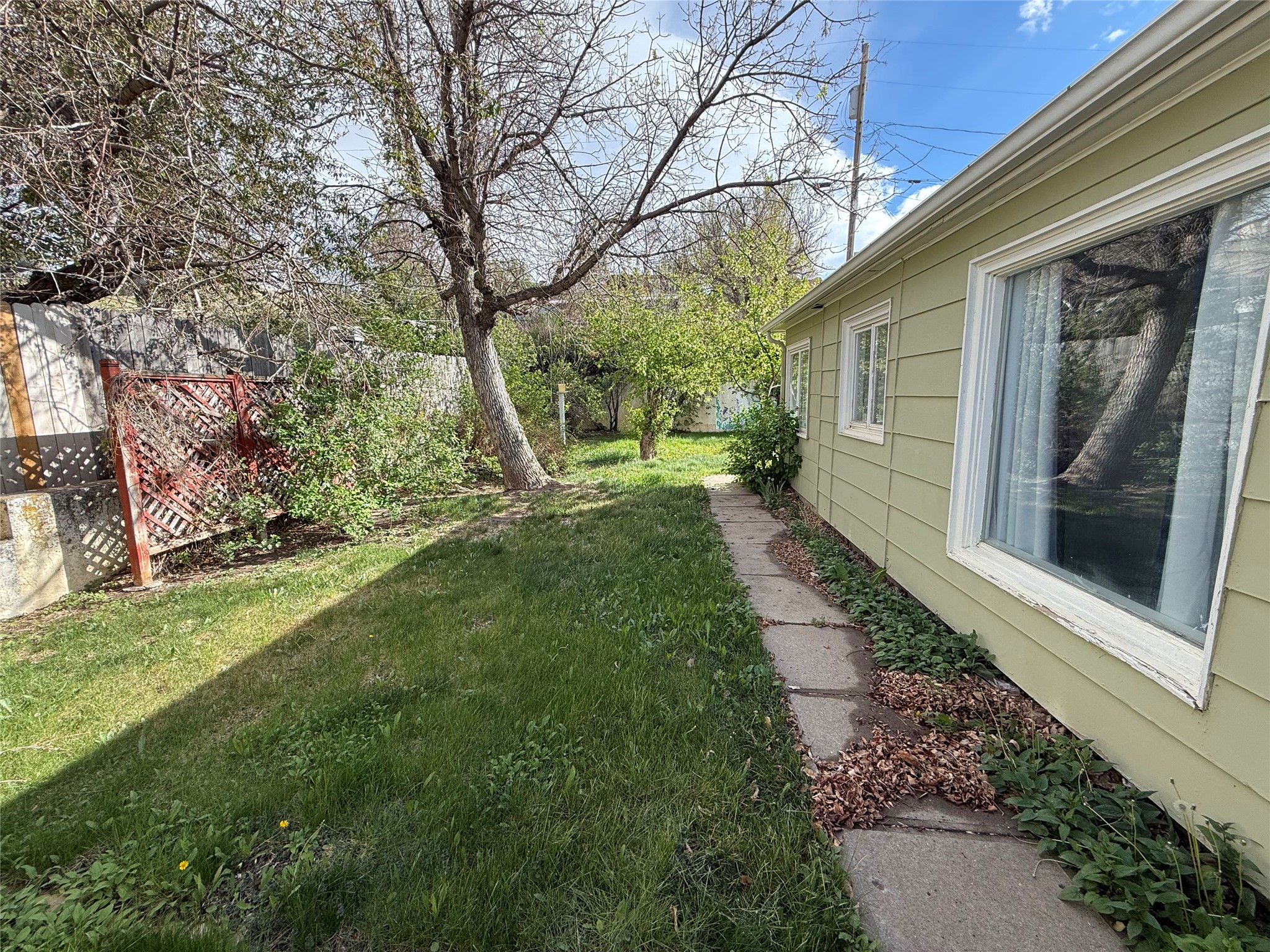 320 2nd Street S Property Photo 7