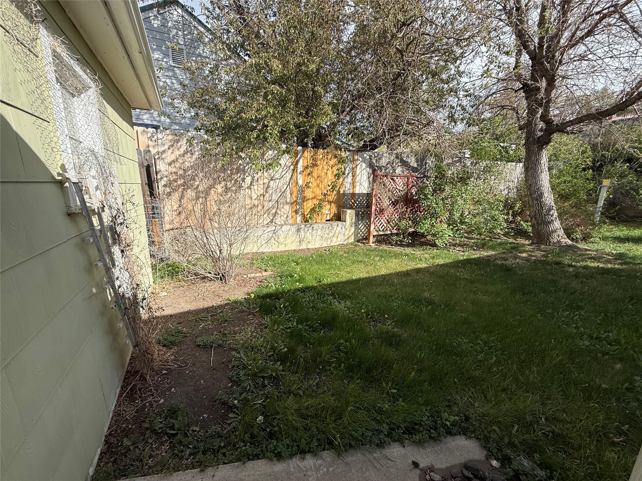 320 2nd Street S Property Photo 14