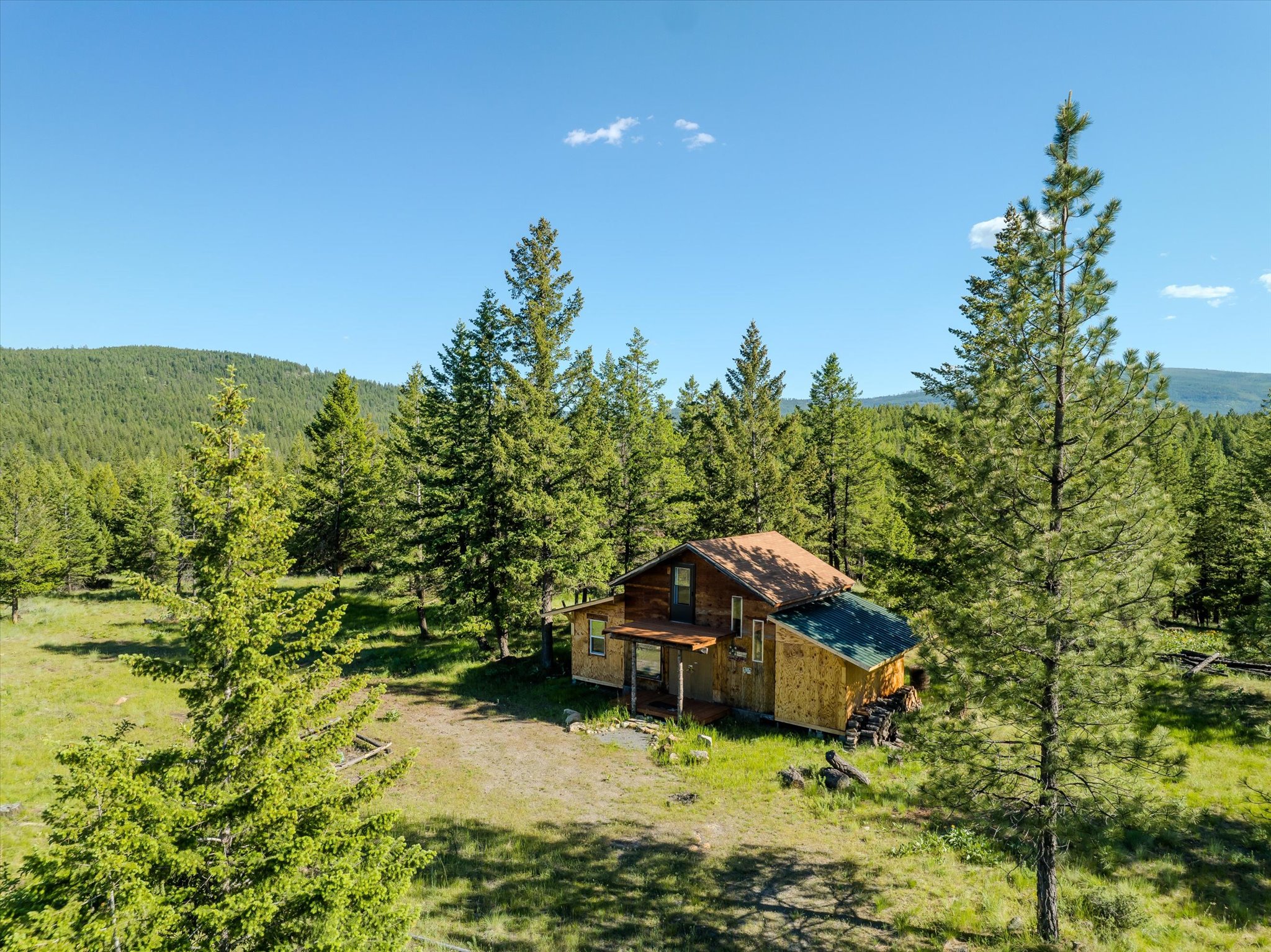 747 Grand View Drive Property Photo 10