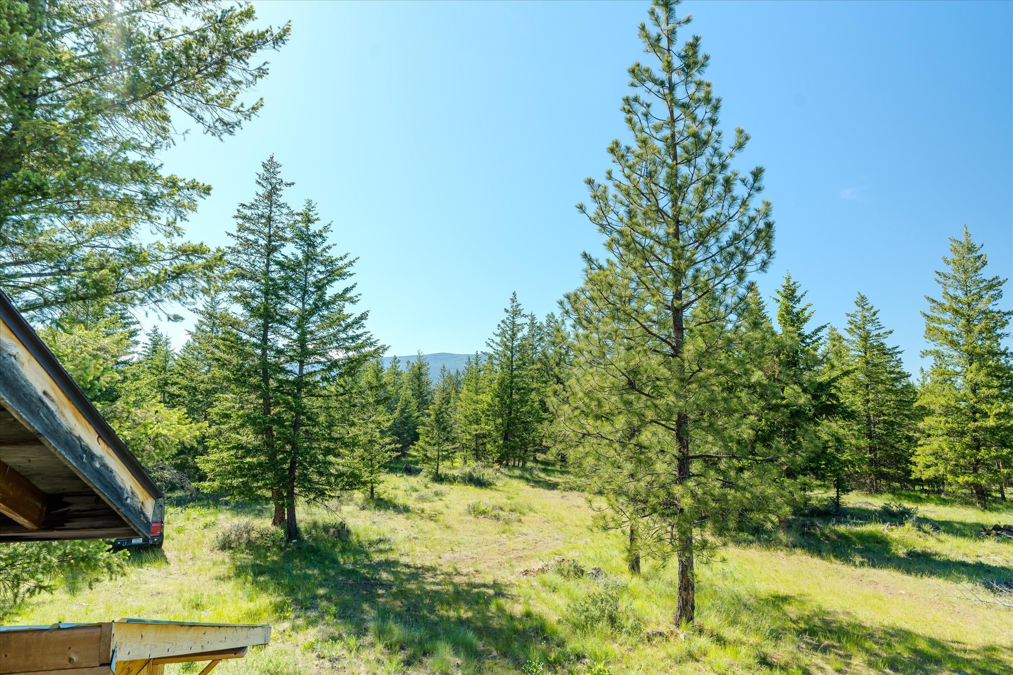 747 Grand View Drive Property Photo 17