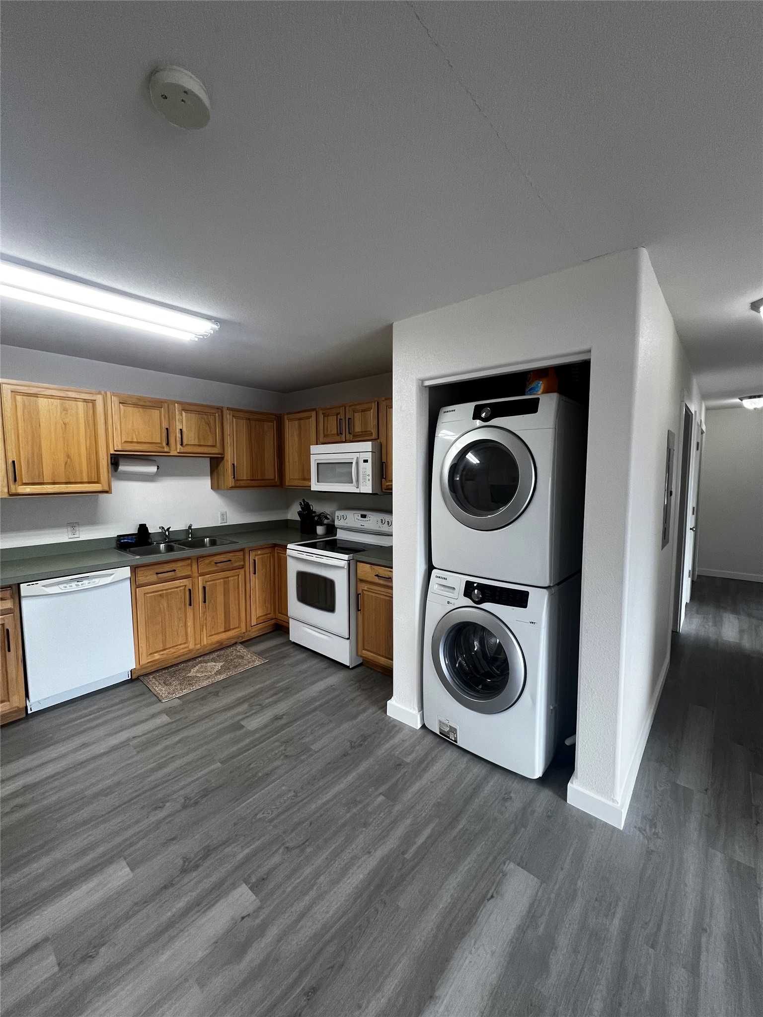 17 Diane Road 163e Property Photo 15