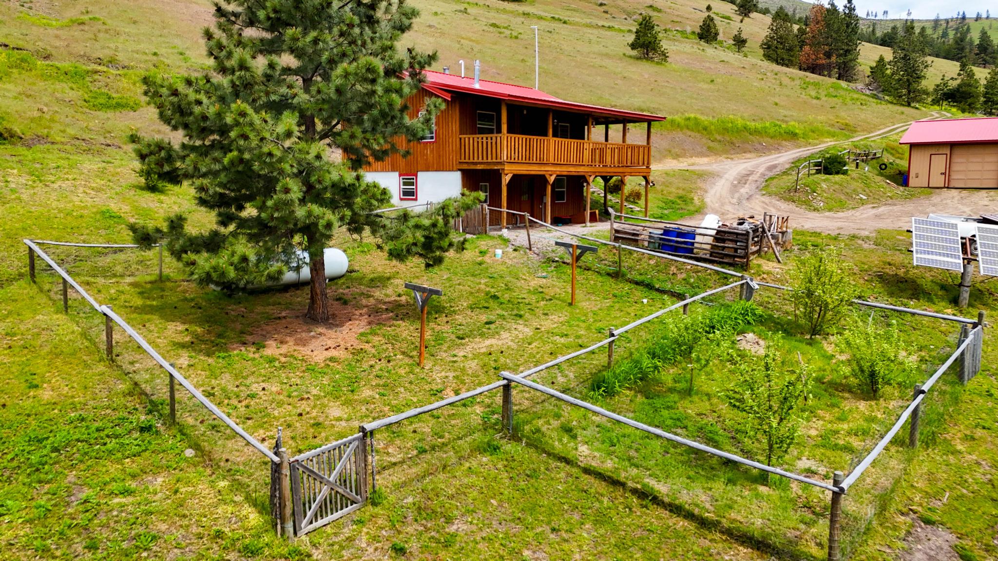 407 Mclaughlin Creek Road Property Photo 1