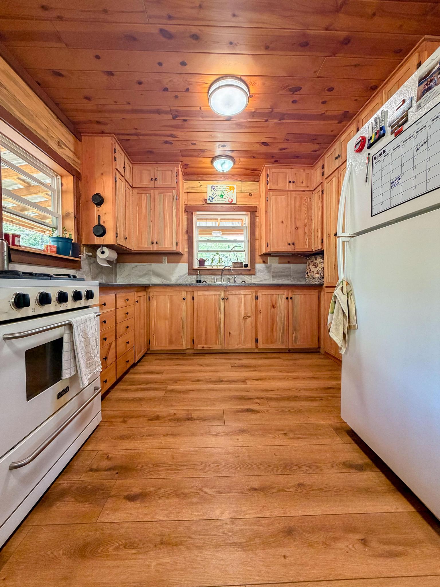 407 Mclaughlin Creek Road Property Photo 15