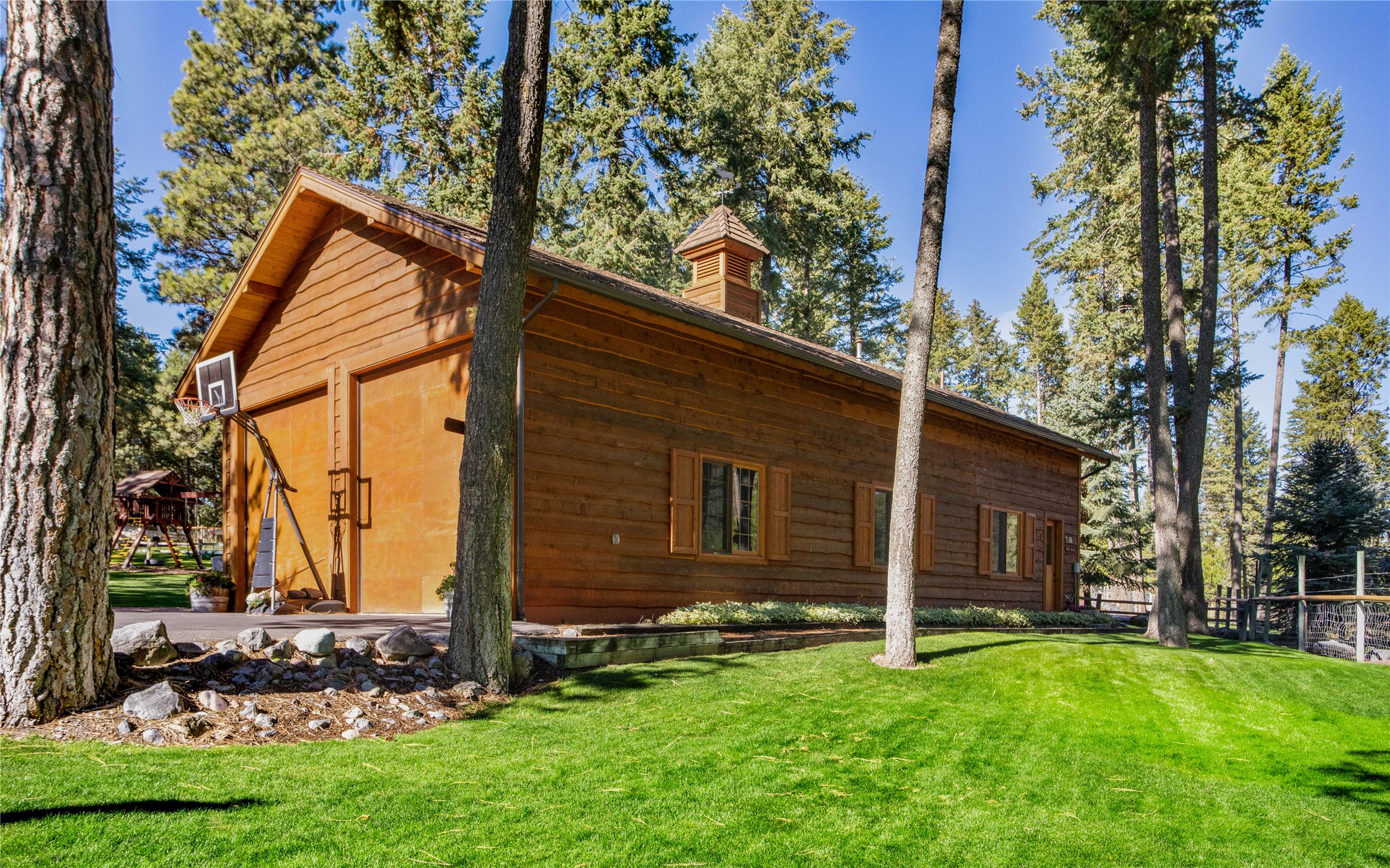 13518 Sylvan Drive Property Photo 32