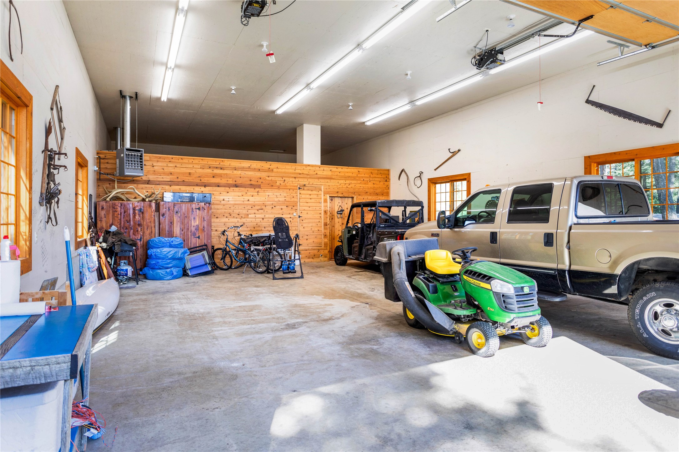 13518 Sylvan Drive Property Photo 34