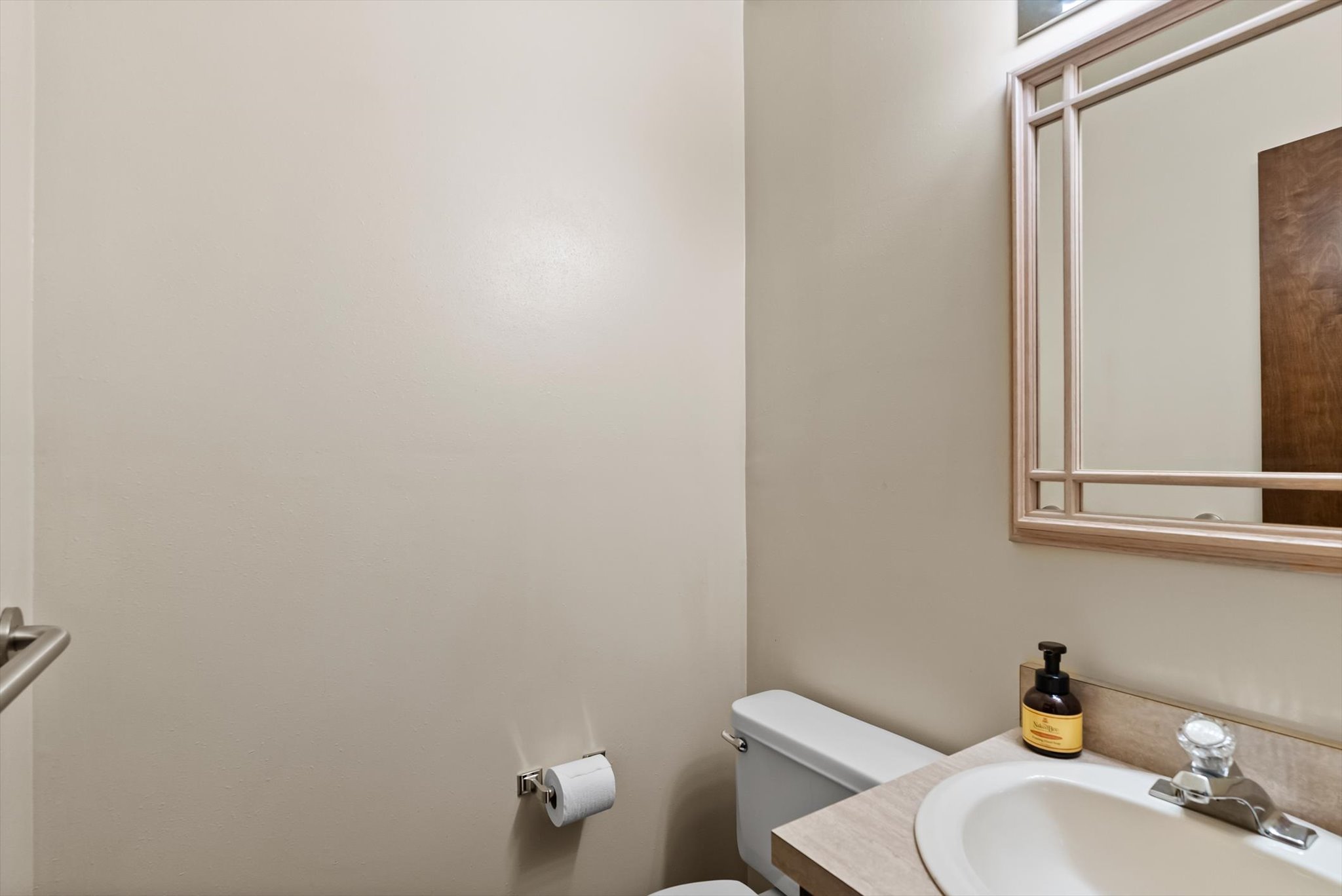301 Arrow Street Property Photo 18