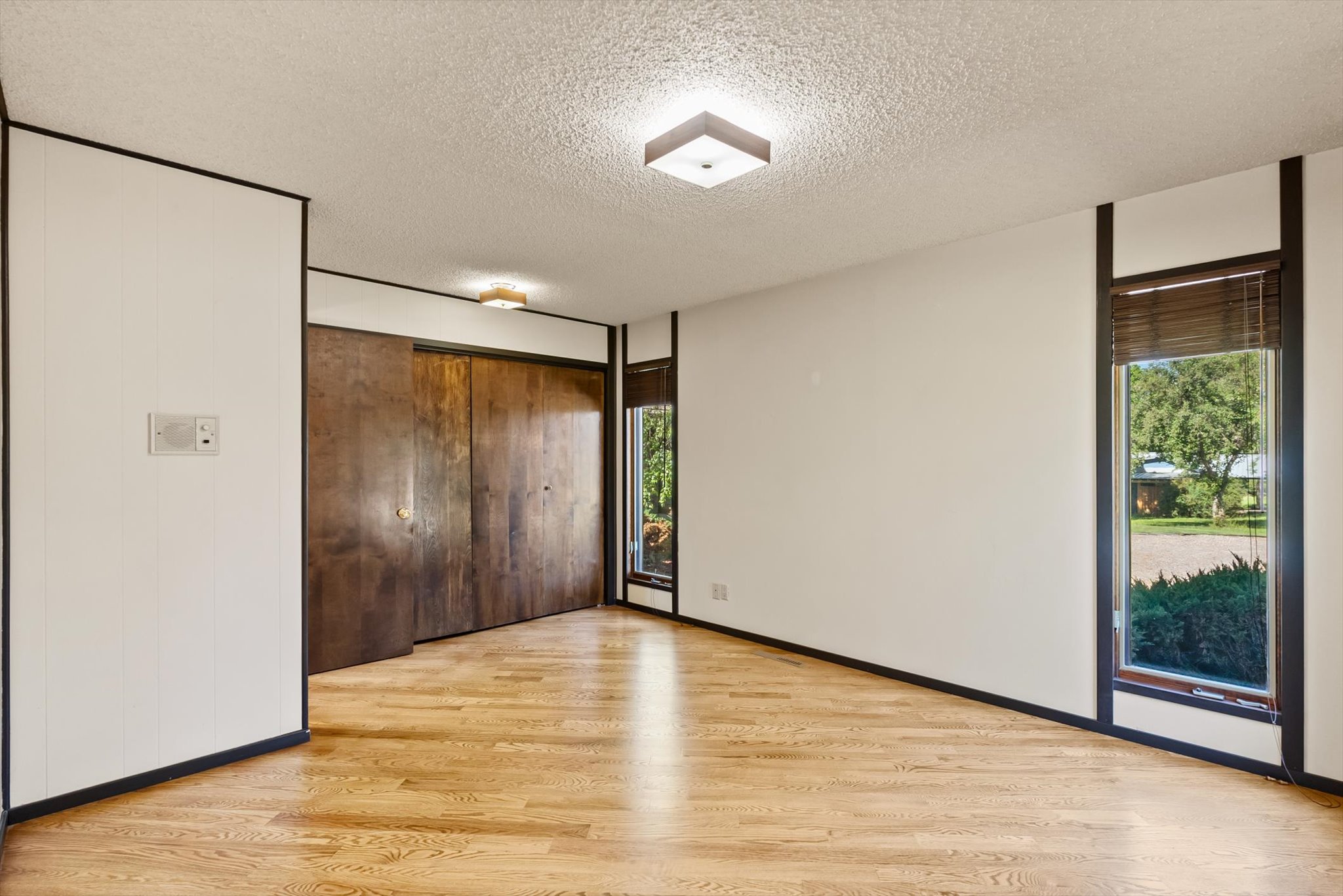301 Arrow Street Property Photo 25