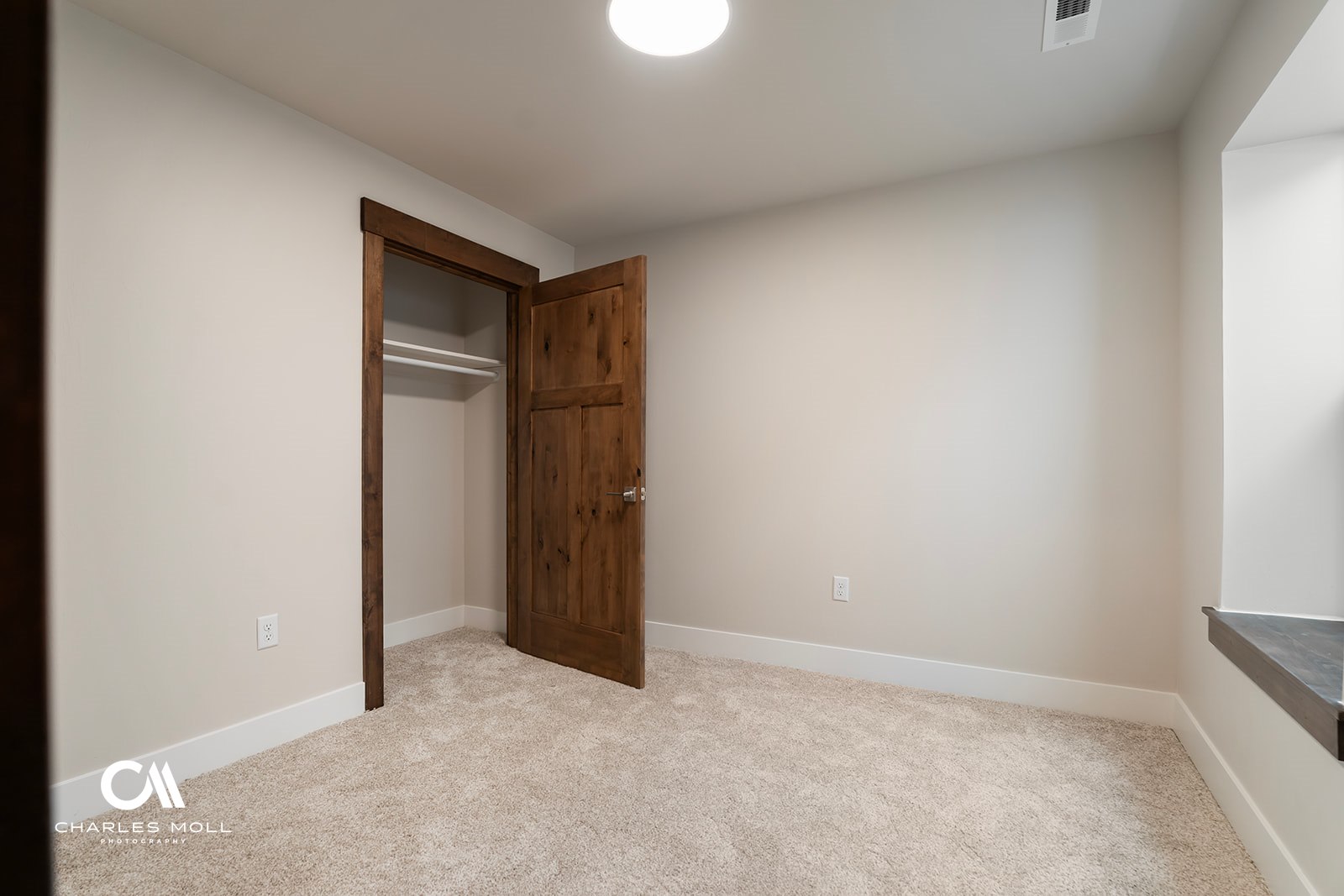 720 Elm Street Property Photo 19