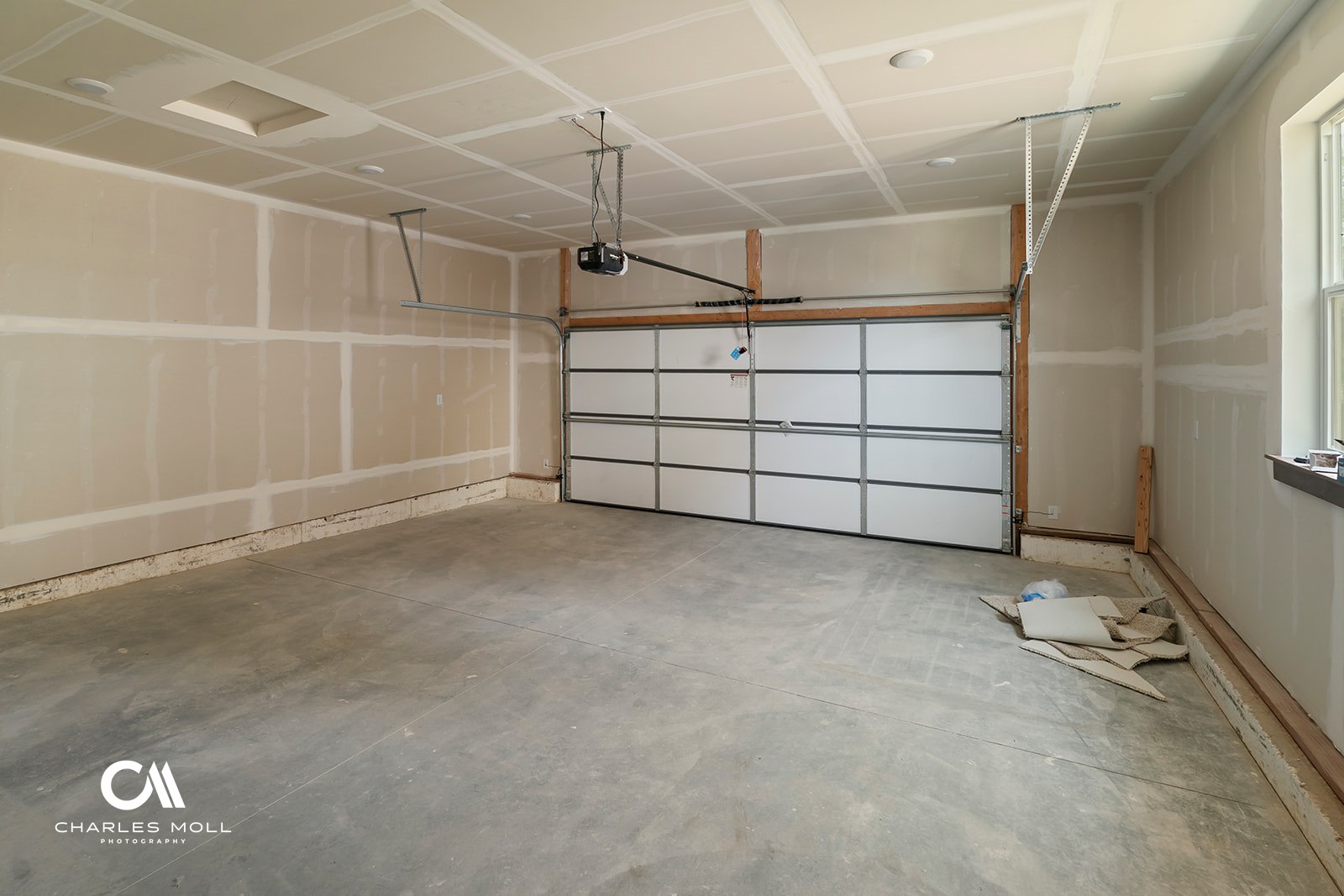 720 Elm Street Property Photo 28