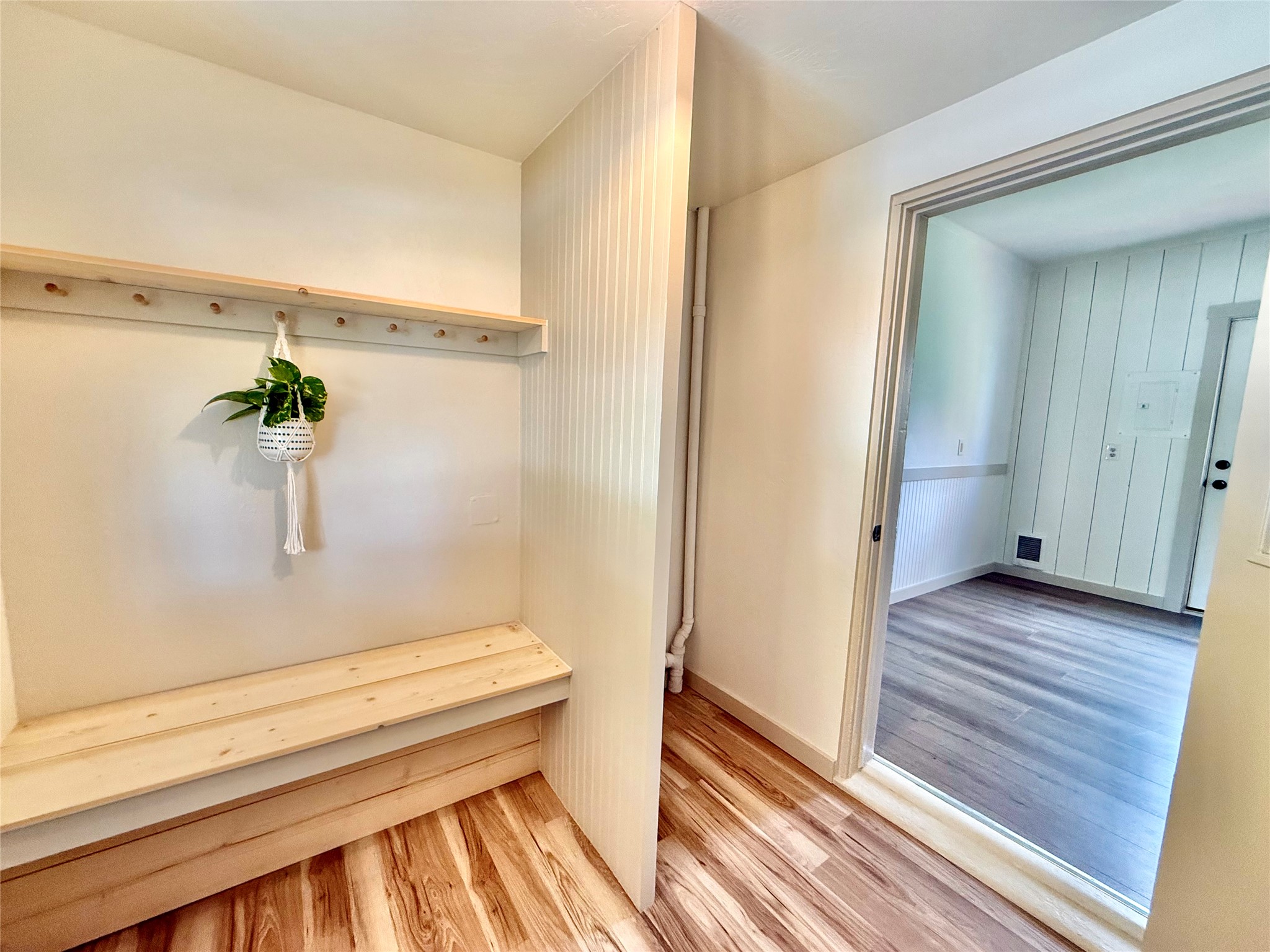 514 E Haley Avenue Property Photo 6