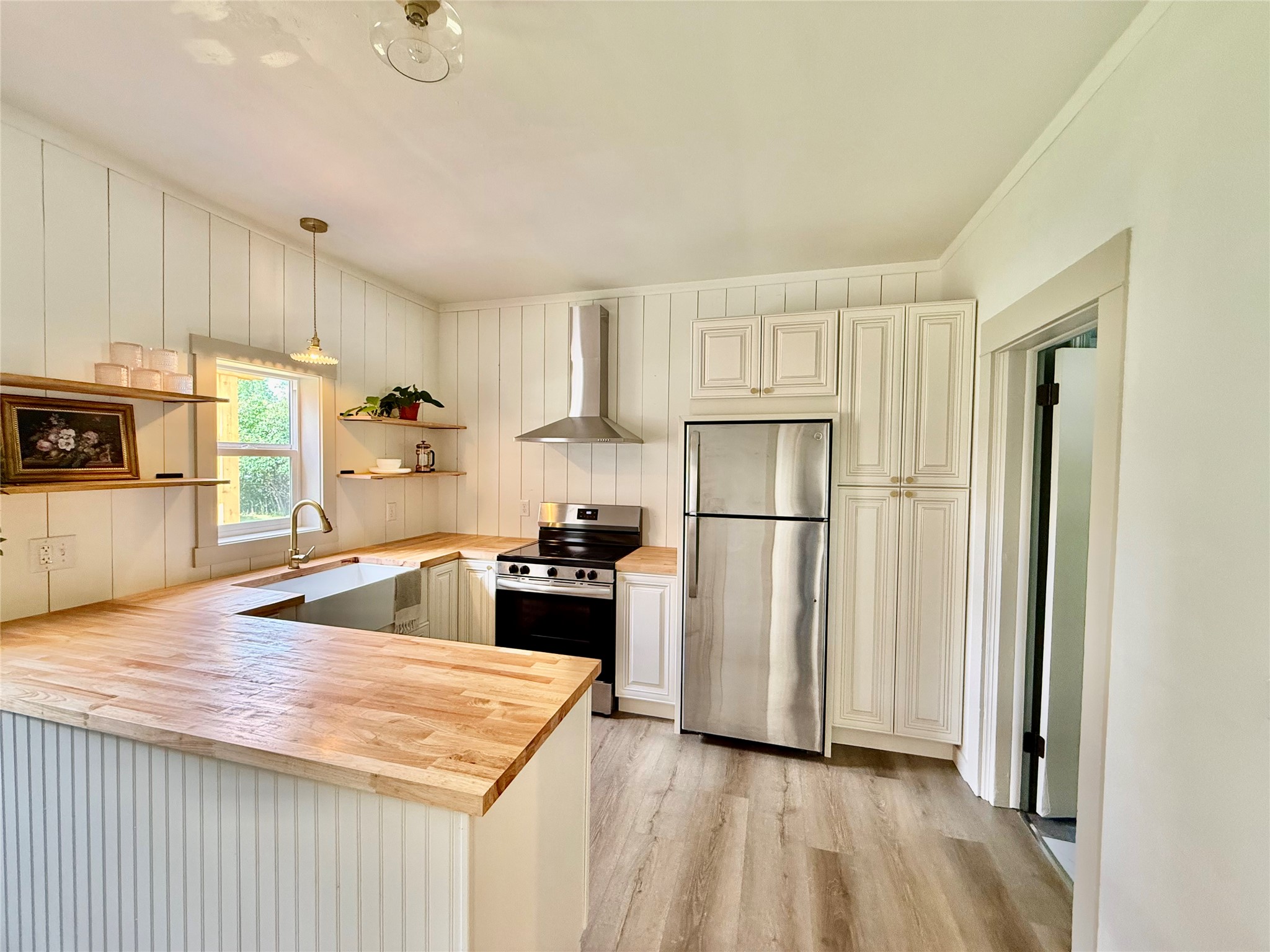 514 E Haley Avenue Property Photo 16