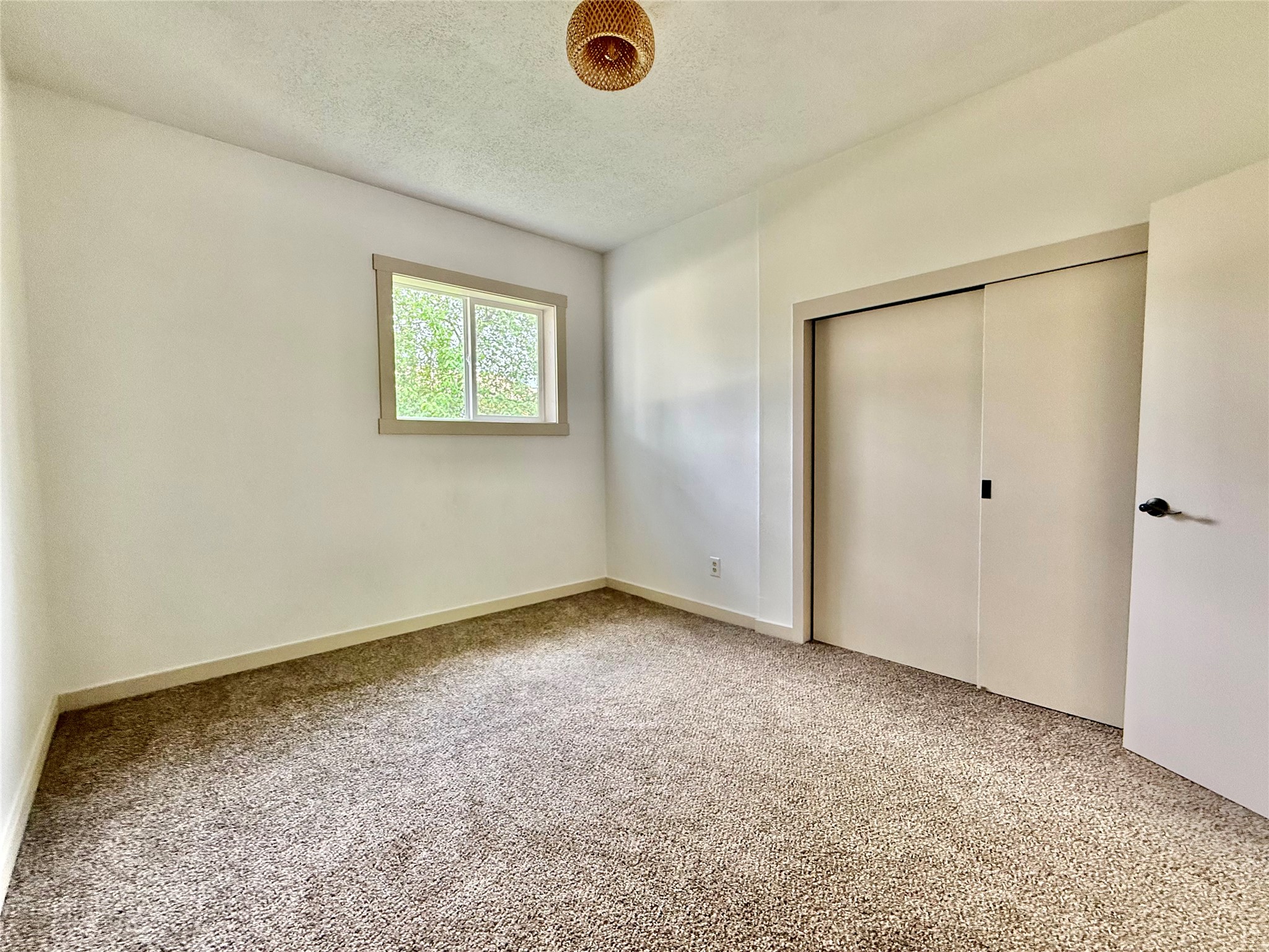 514 E Haley Avenue Property Photo 27