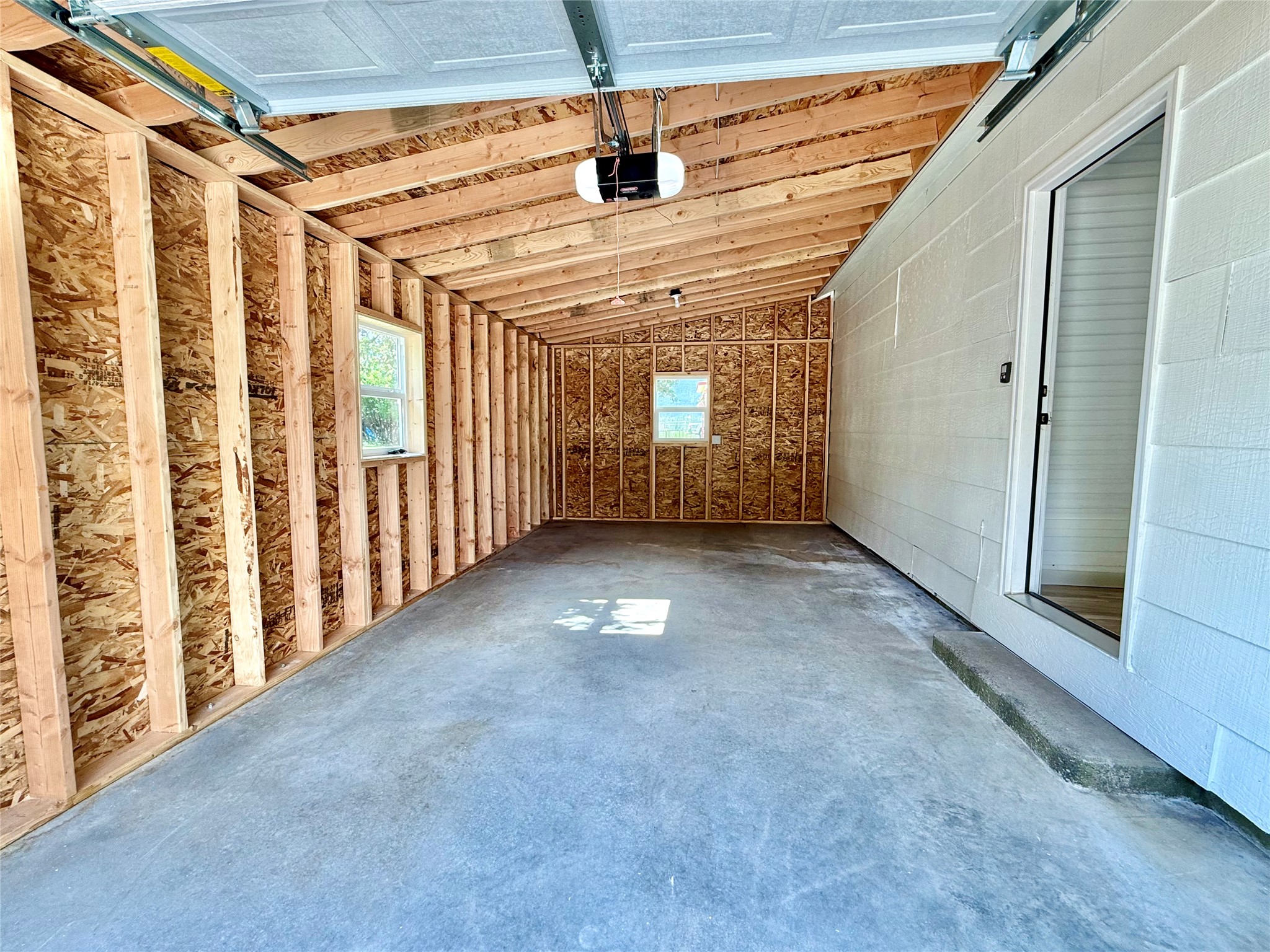 514 E Haley Avenue Property Photo 31