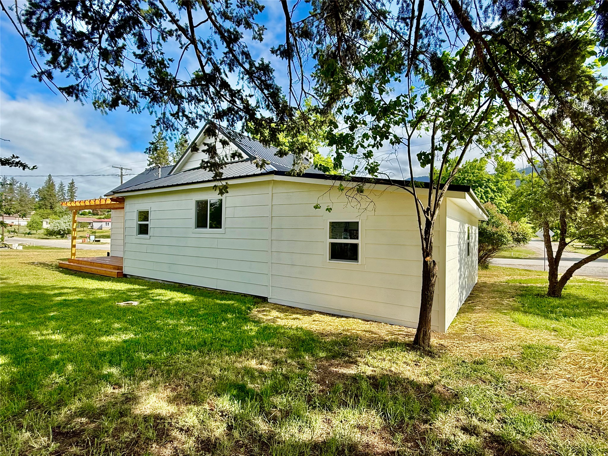 514 E Haley Avenue Property Photo 34