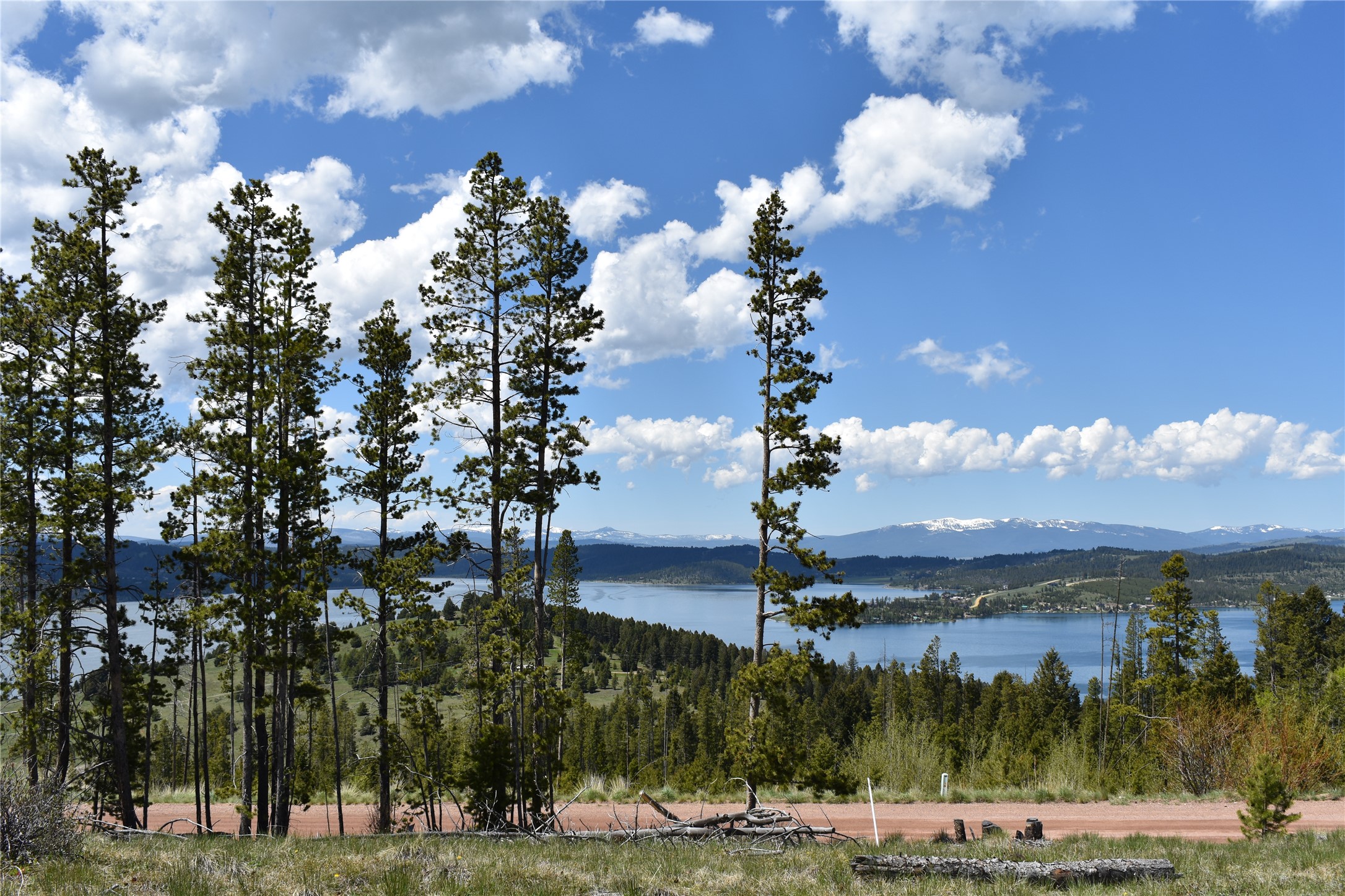 16 Mule Deer Lane Property Photo 6