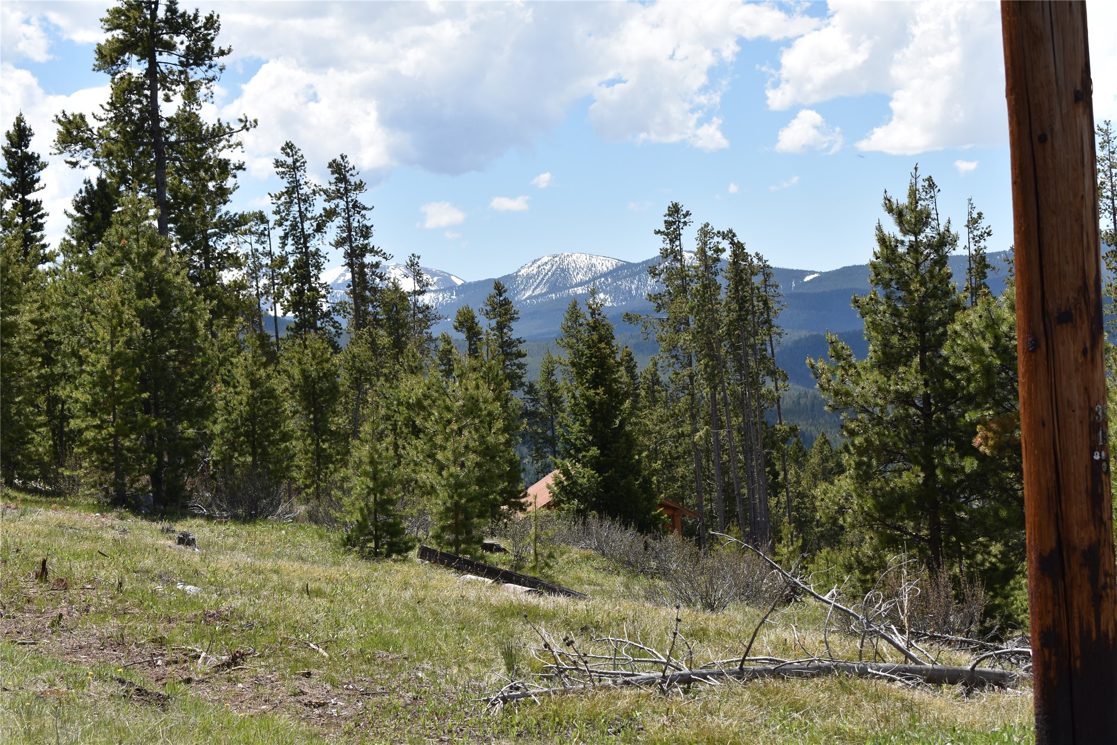 16 Mule Deer Lane Property Photo 9