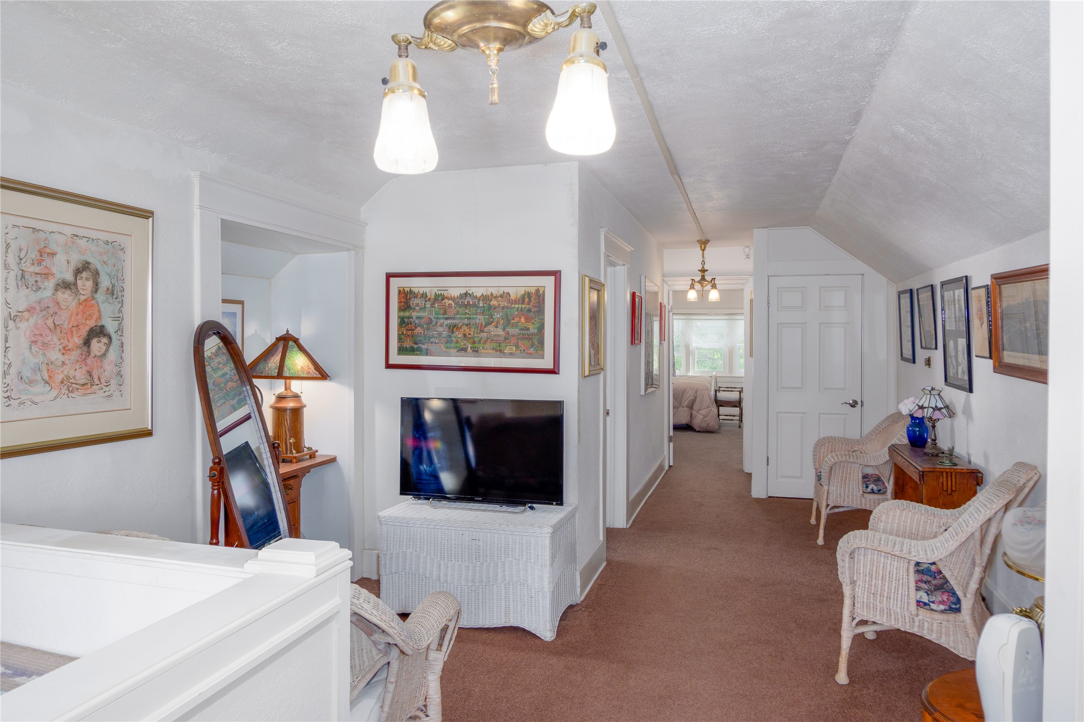 118 E Lincoln Boulevard Property Photo 55