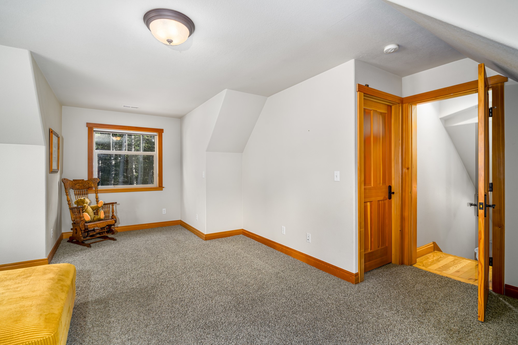 111 Wagon Wheel Road Property Photo 23