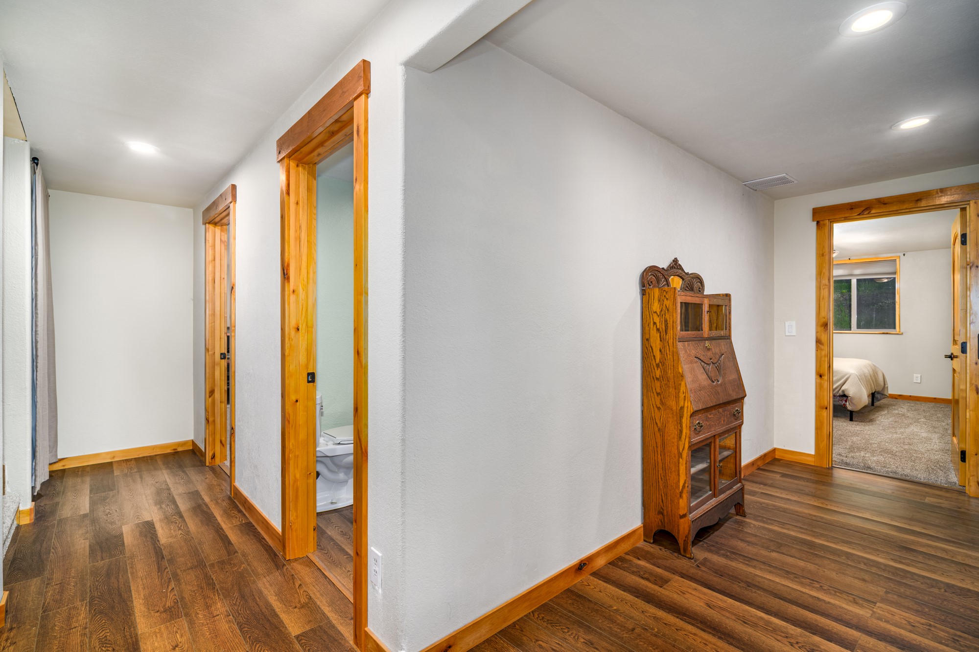 111 Wagon Wheel Road Property Photo 30