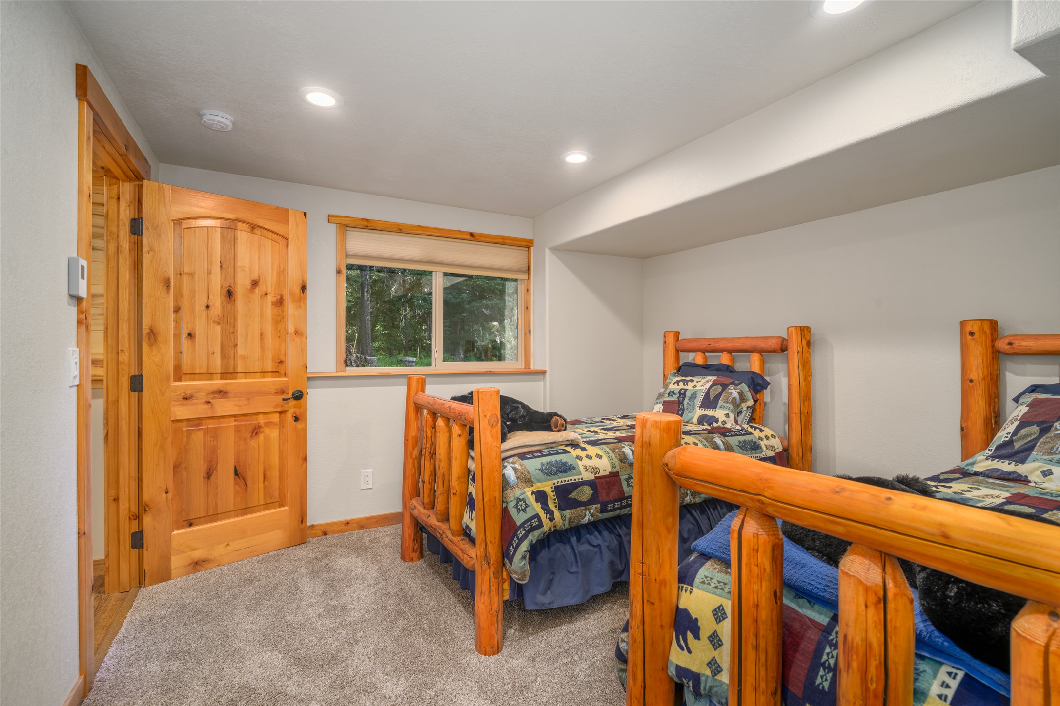 111 Wagon Wheel Road Property Photo 31