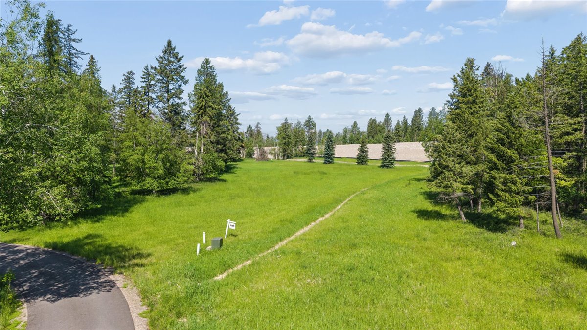 338 Hanging Rock Drive Property Photo 8