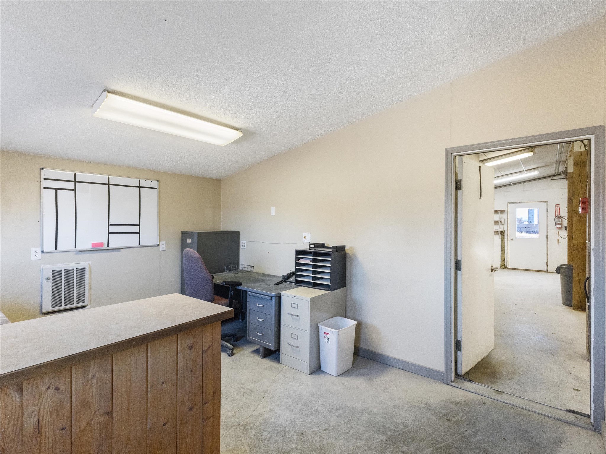 2 S Lincoln Street Property Photo 6