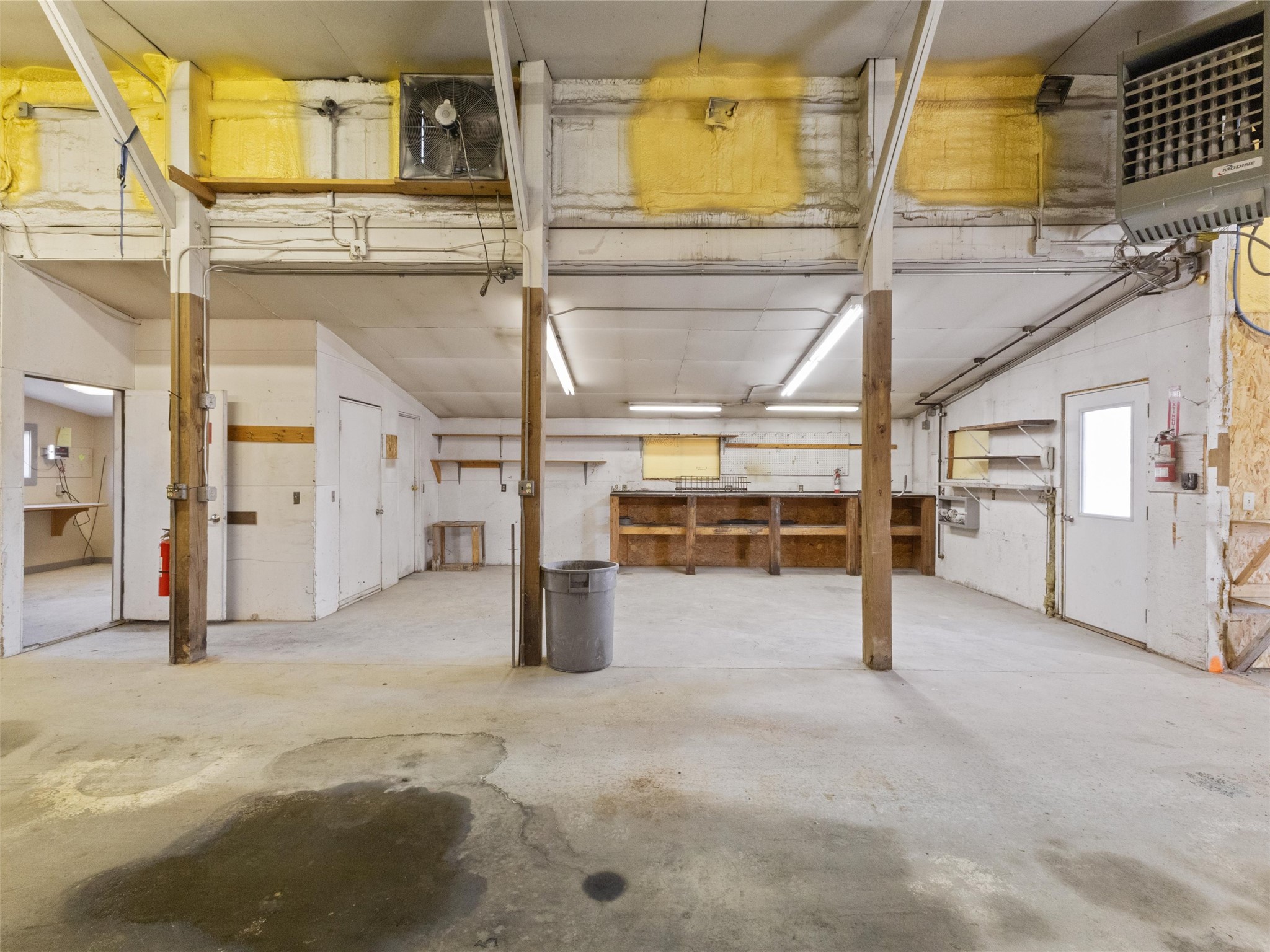 2 S Lincoln Street Property Photo 10