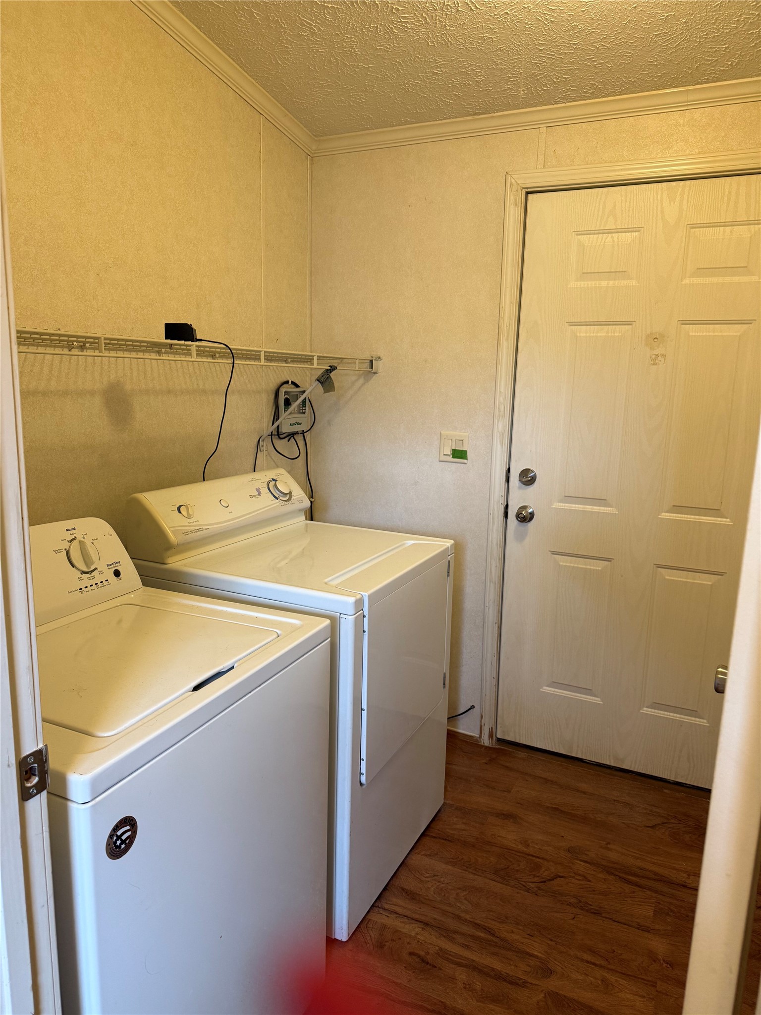 2915 Pleasure Road Property Photo 5