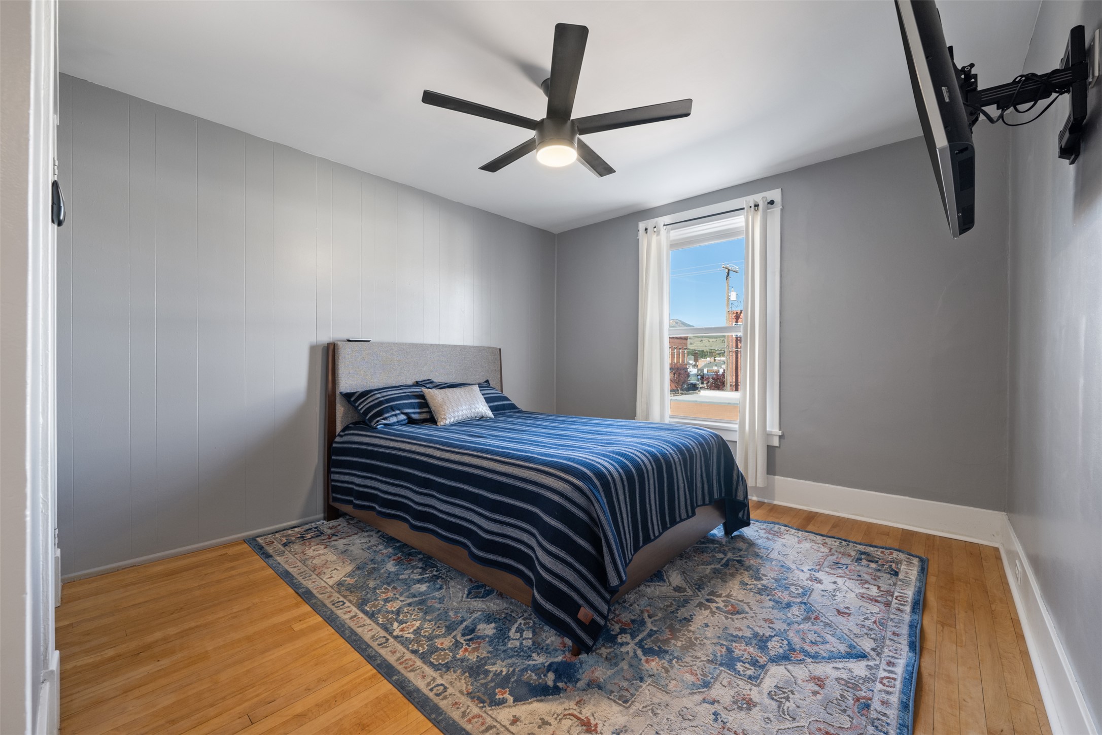 124 E Commercial Avenue Property Photo 62