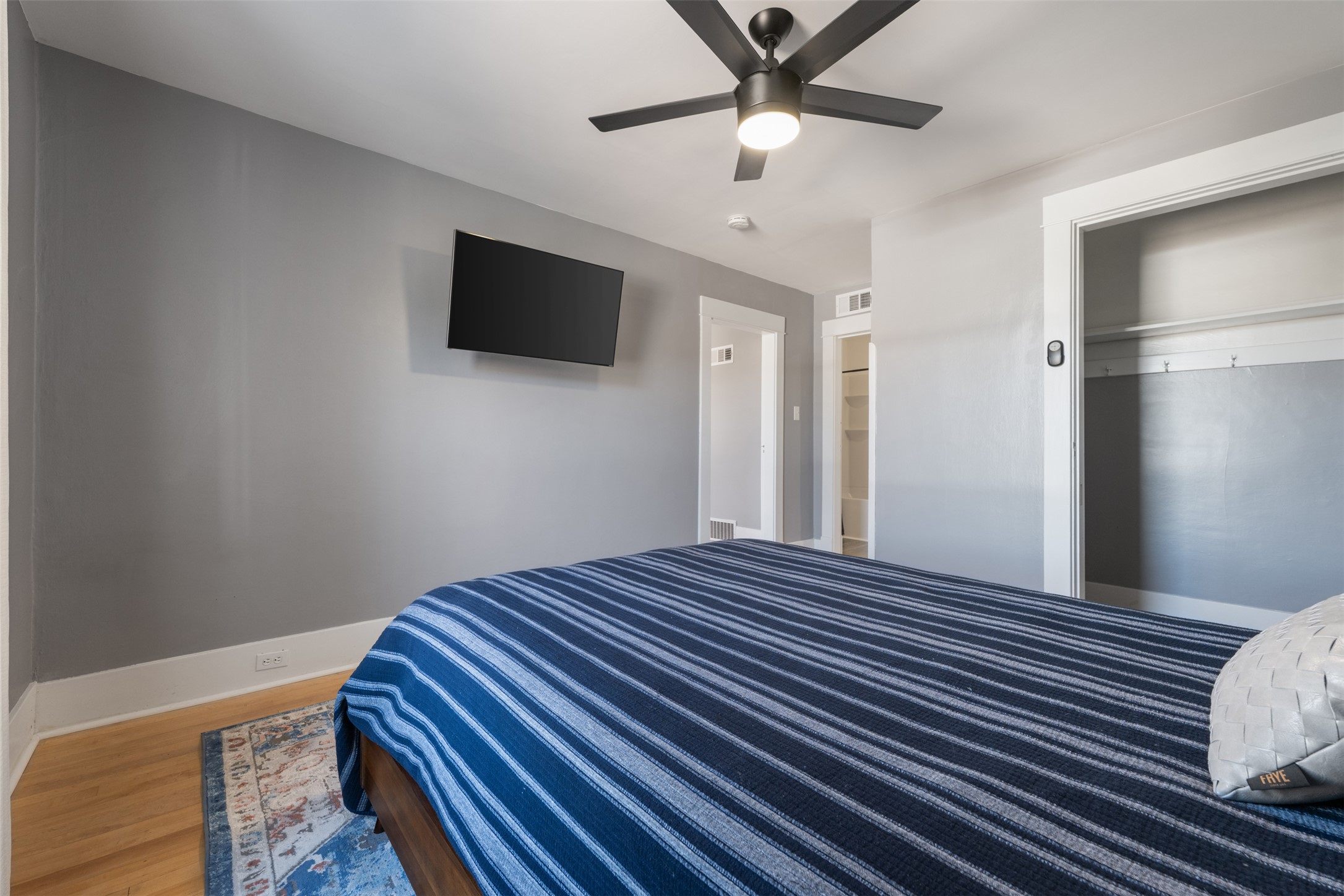 124 E Commercial Avenue Property Photo 63