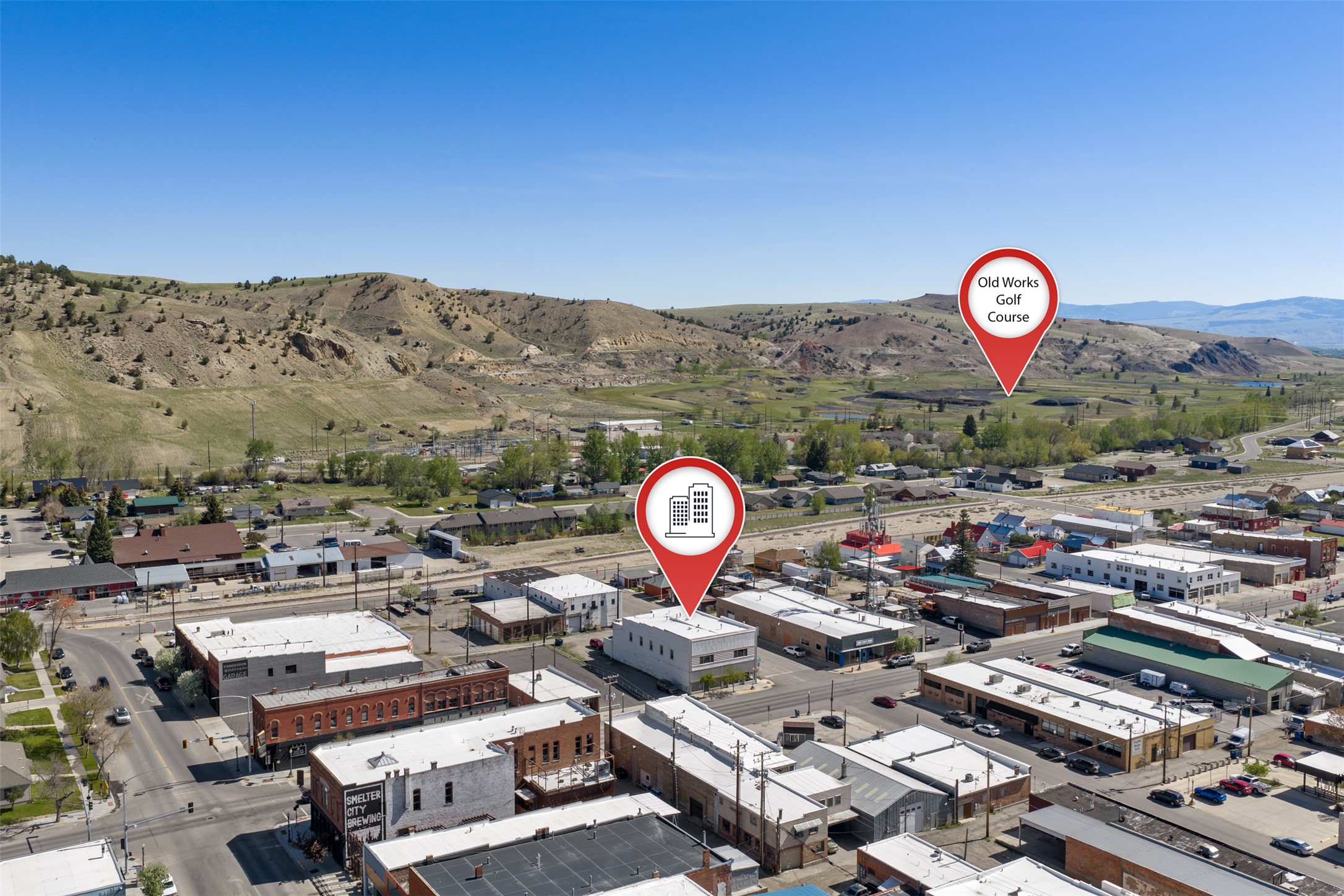124 E Commercial Avenue Property Photo 4