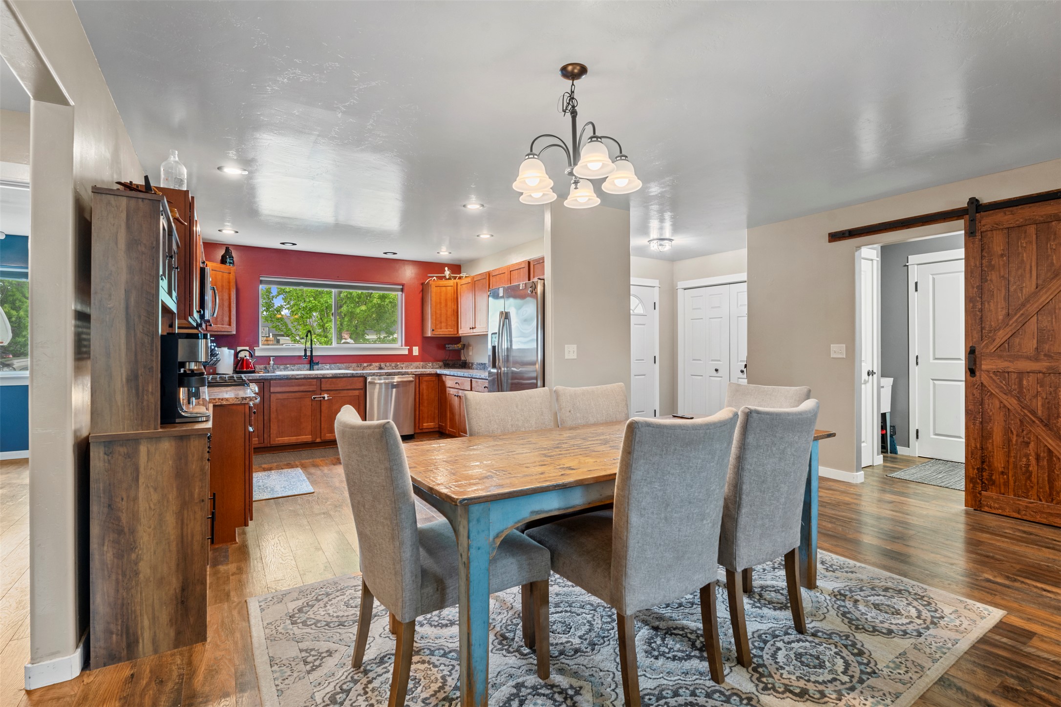 115 Cinnamon Court Property Photo 8