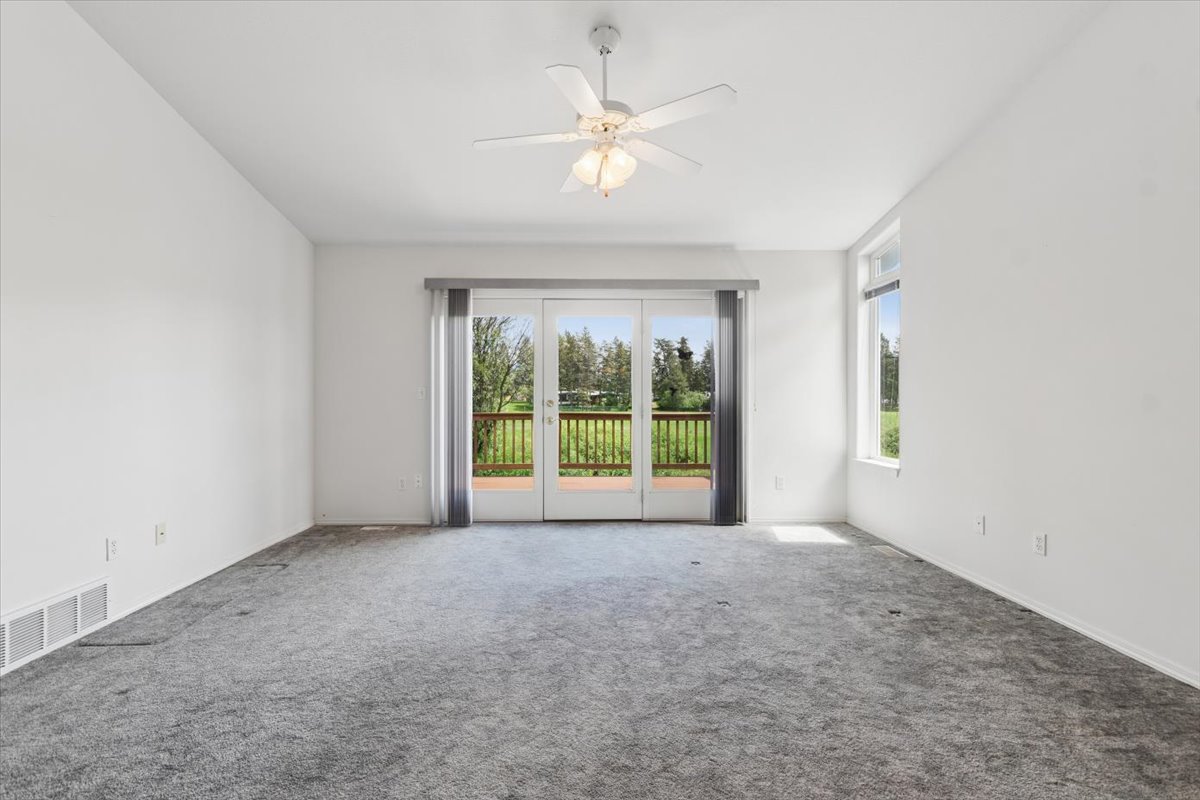 151 E Nicklaus Avenue Property Photo 13