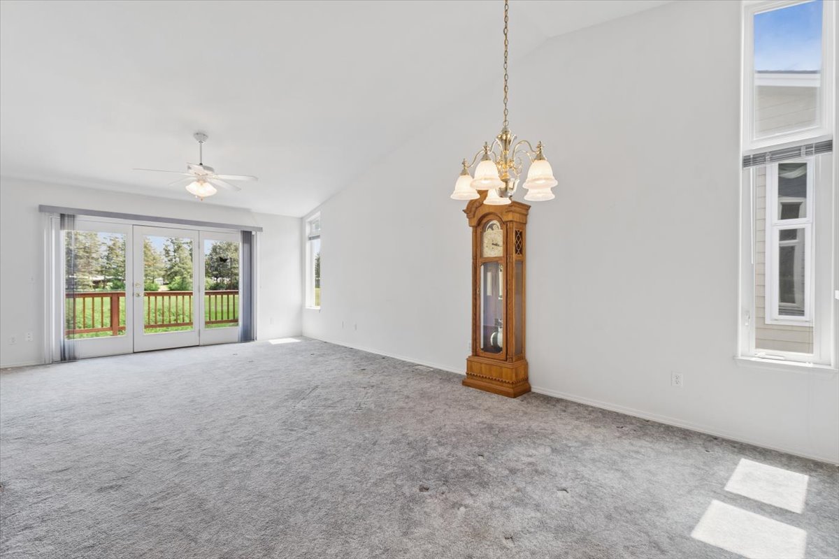 151 E Nicklaus Avenue Property Photo 14