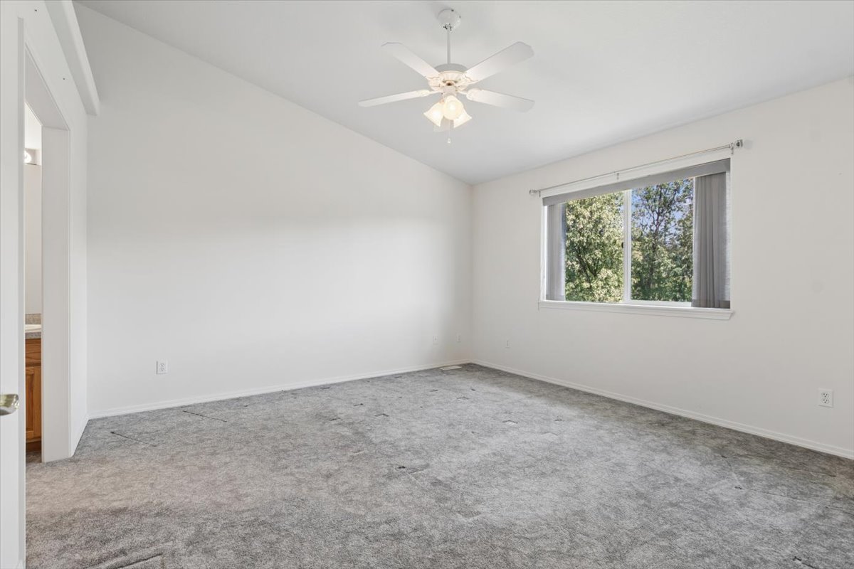 151 E Nicklaus Avenue Property Photo 18